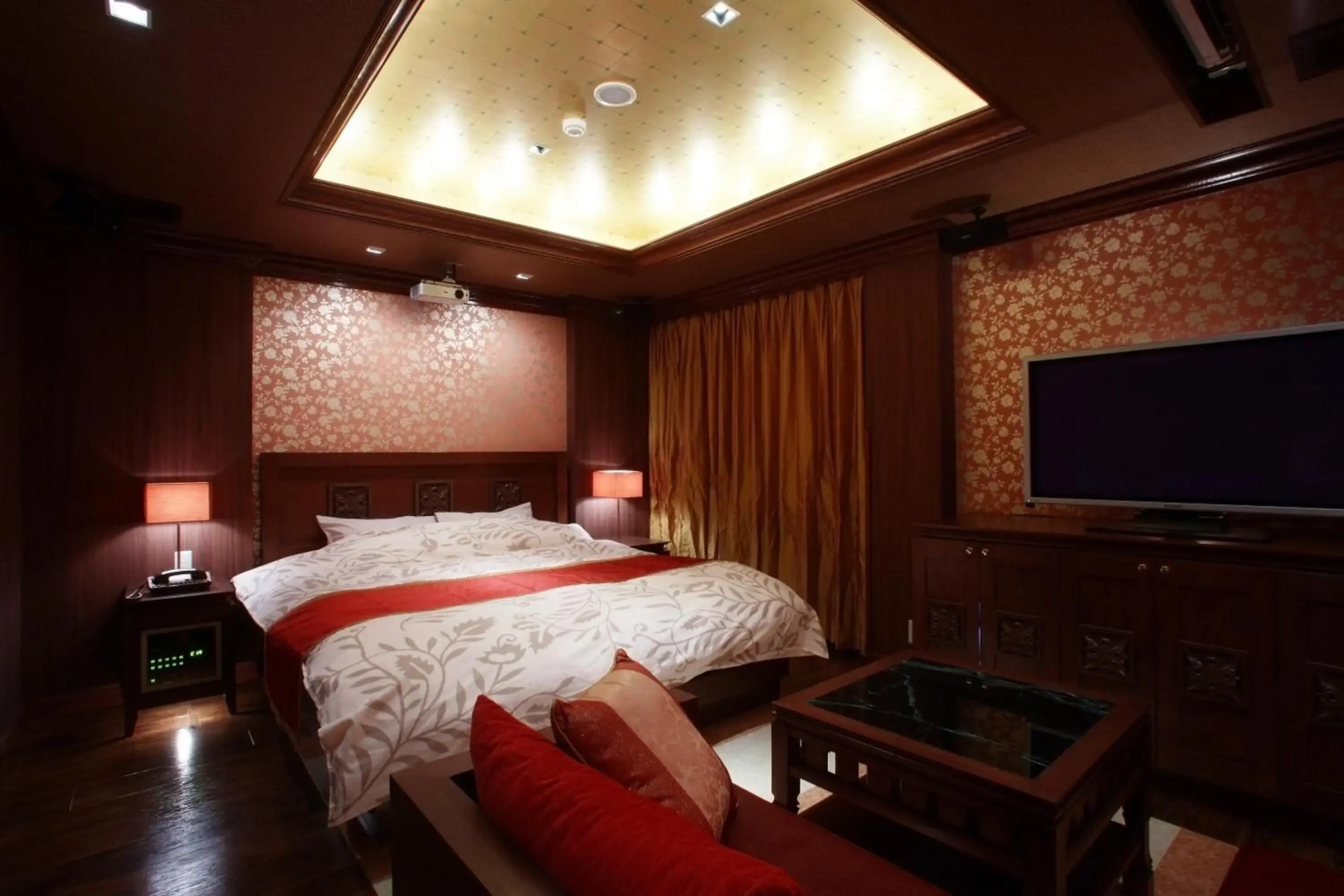 Tokuyama Water Gate - Adults Only