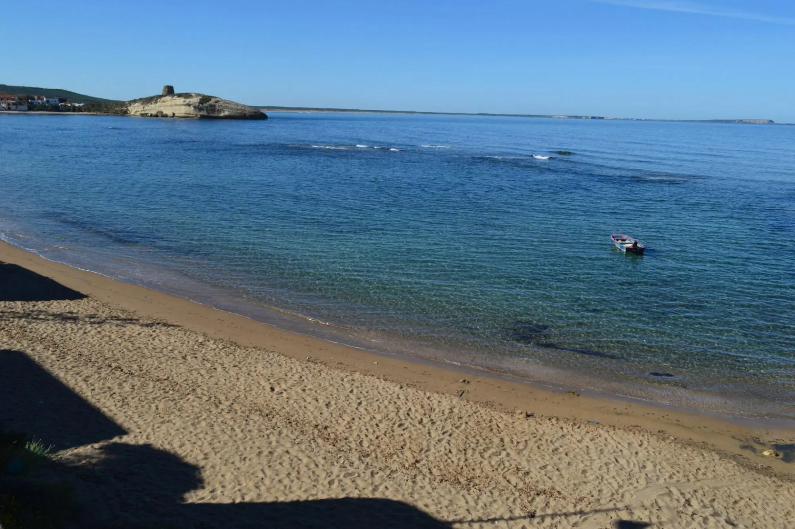 Apartment sea front at 20 meters from the river of the sea-Casa S'archittu