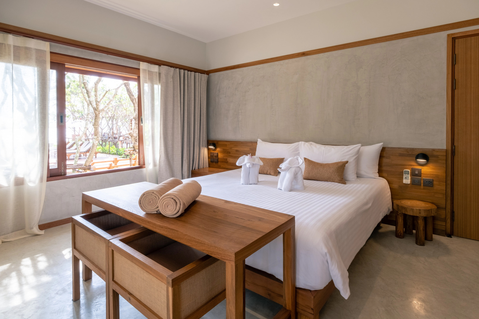 Banana Fan Sea Resort