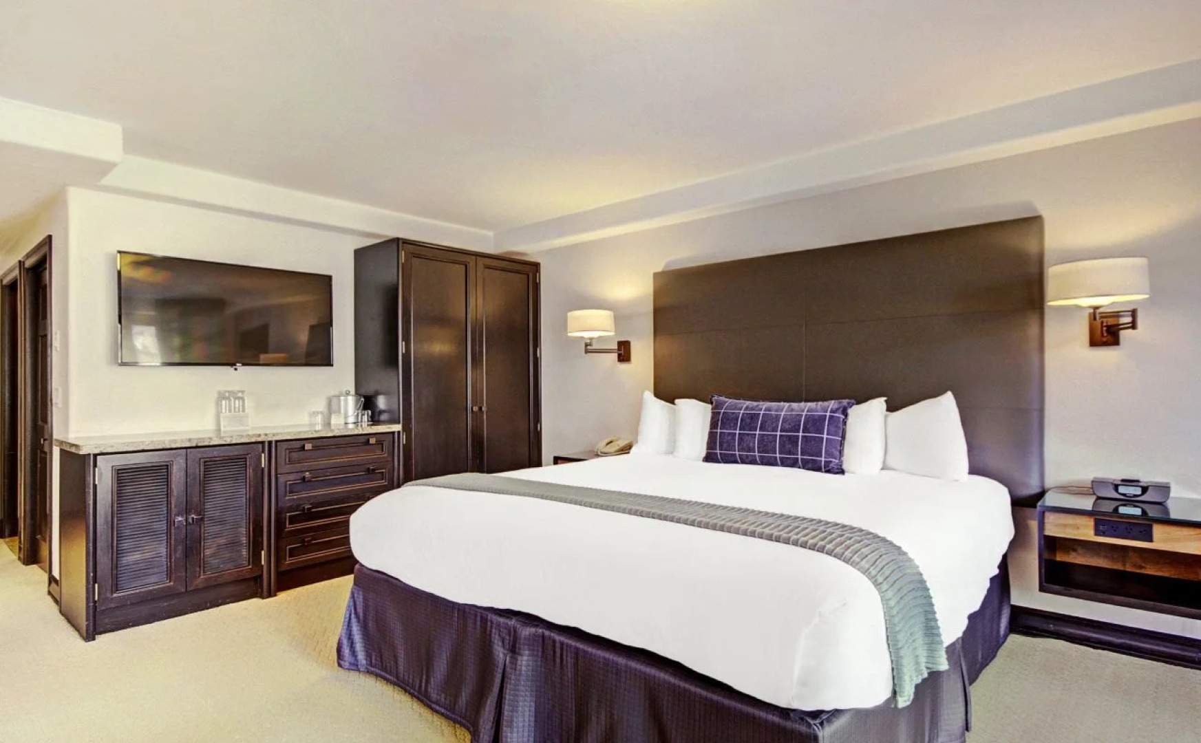 The Pines Lodge, A RockResort