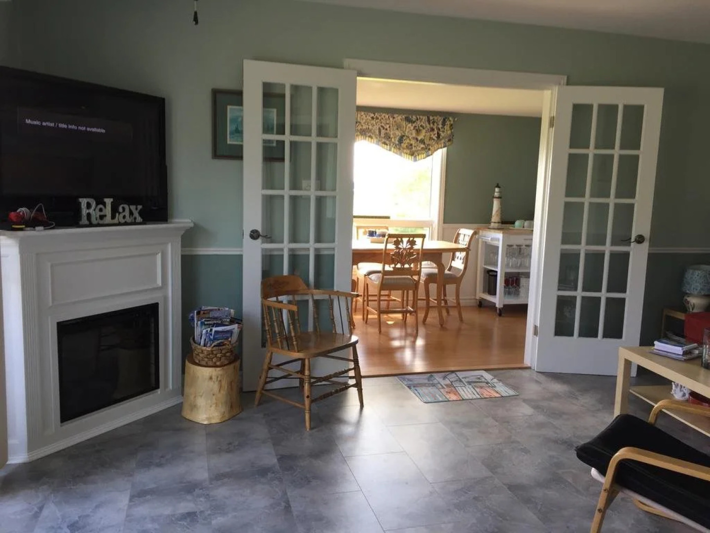 Greenwich Moonlight Bay Cottage