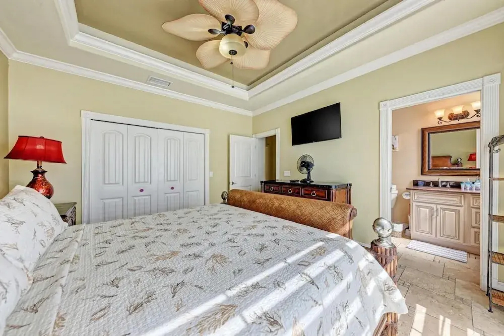 Anna Maria Island Surfside Bungalow