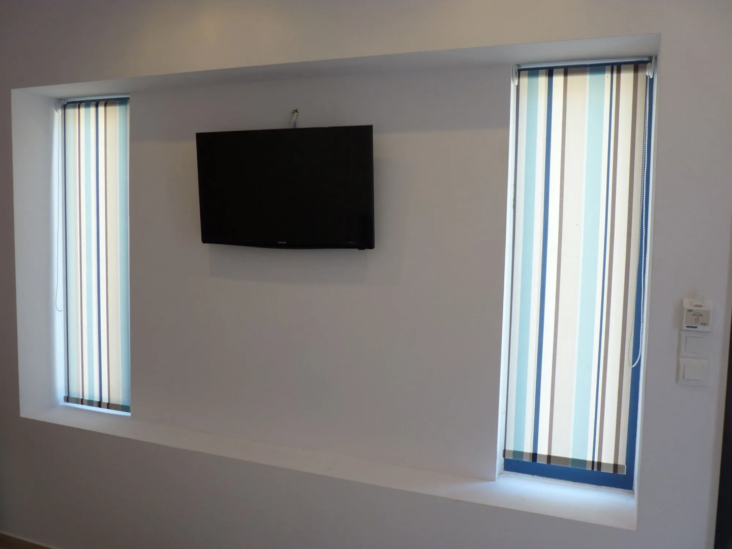 Ilianthos Apartments & Studios