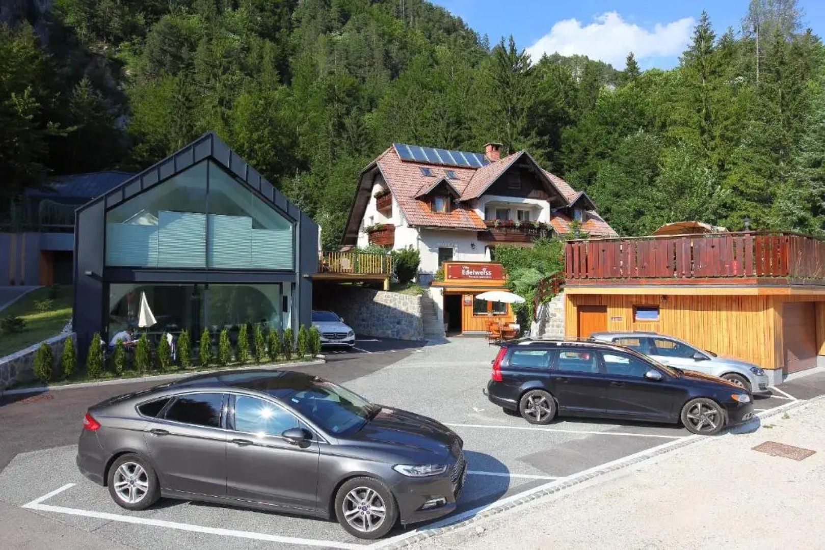 Vila Edelweiss Rooms&App Kranjska Gora