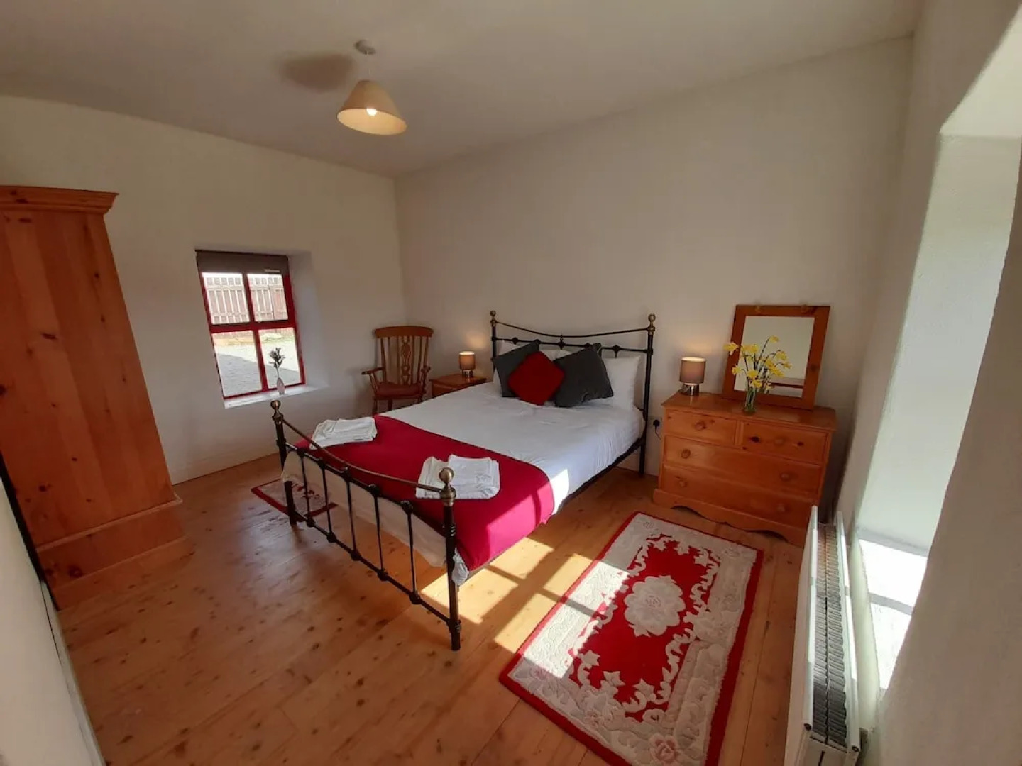 Teac Chondai Thatched Cottage