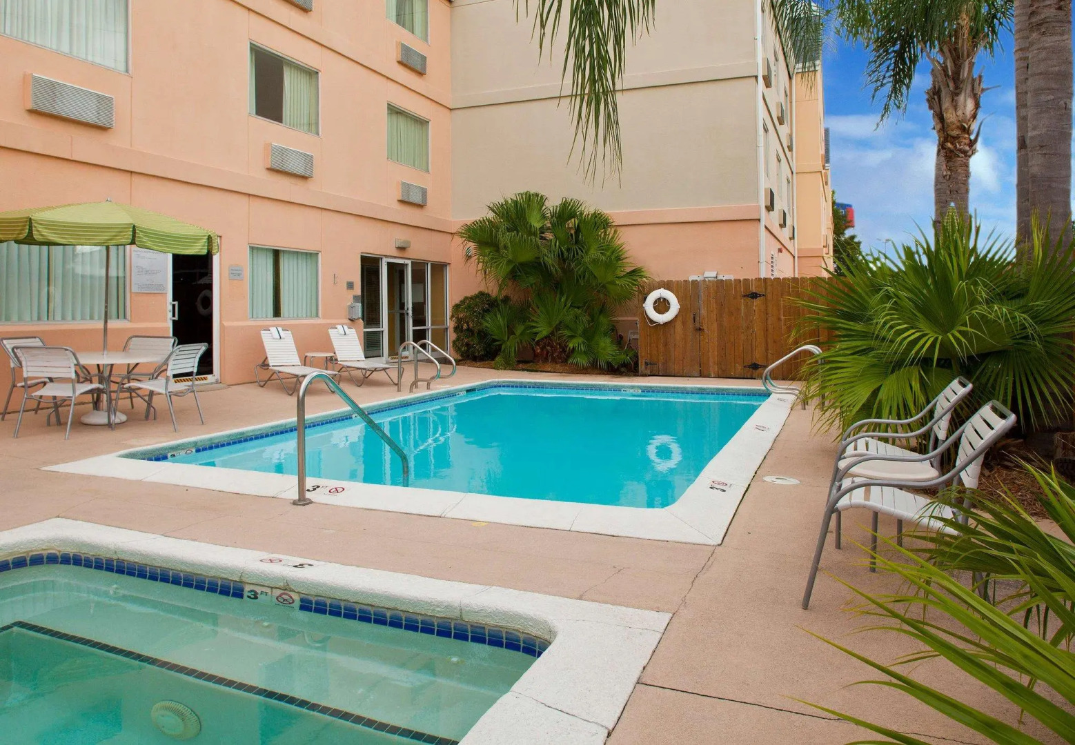 Holiday Inn Express Kenner - New Orleans Airport by IHG
