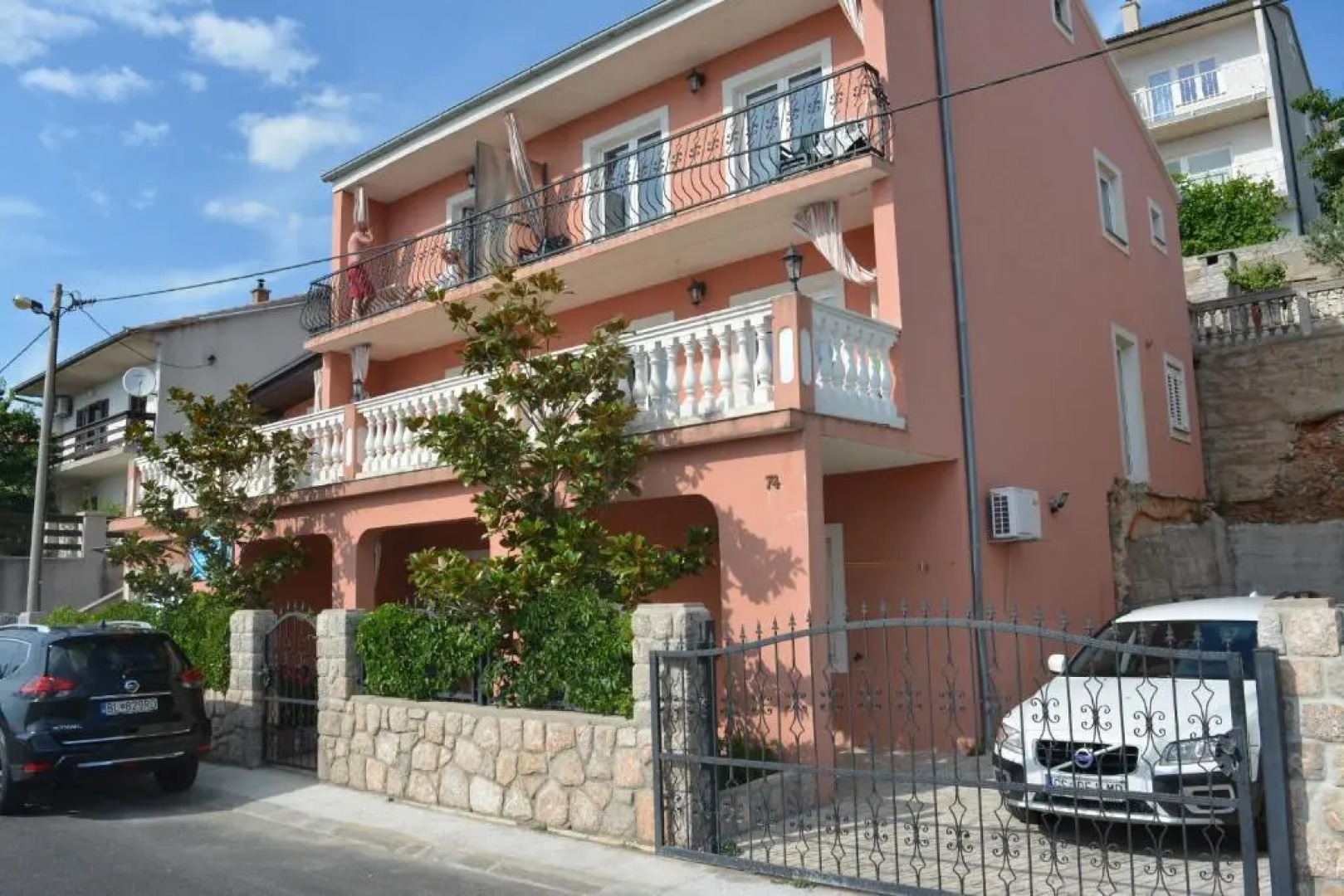 Apartments & Room MaDi