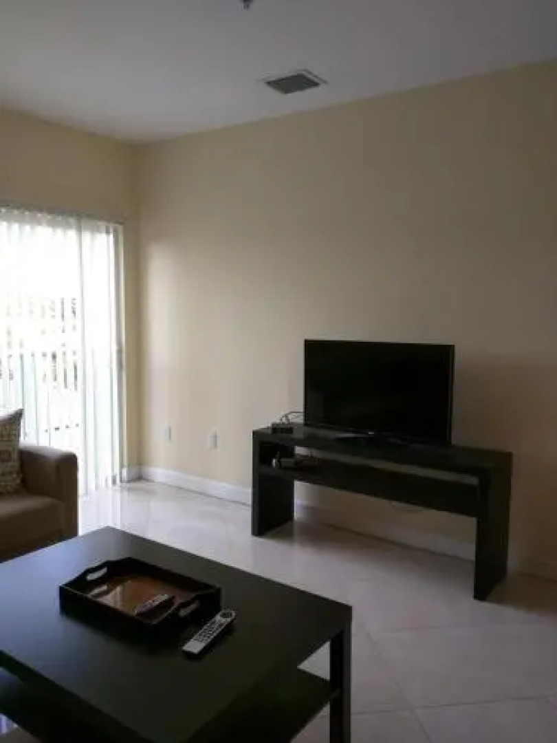 Shamrock Corporate Housing - Gables