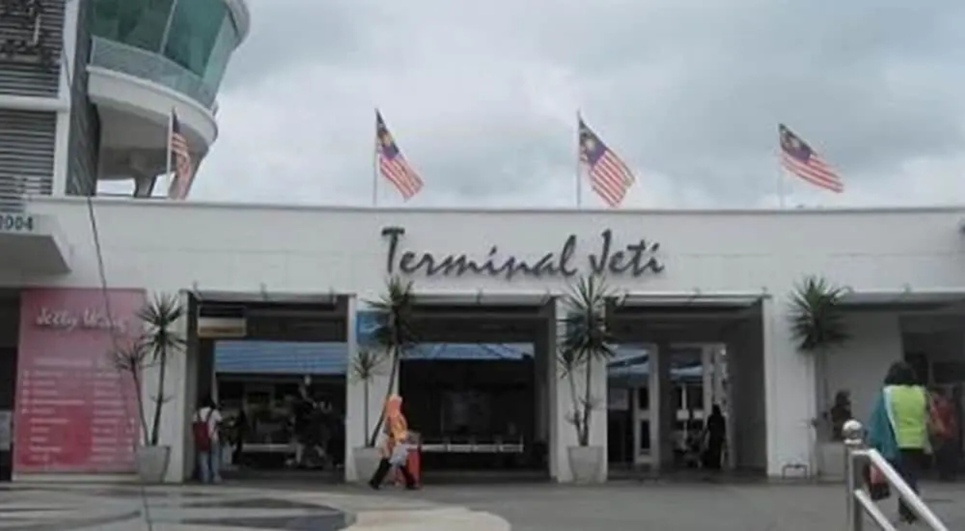 Lumut Cube Homestay Kontena