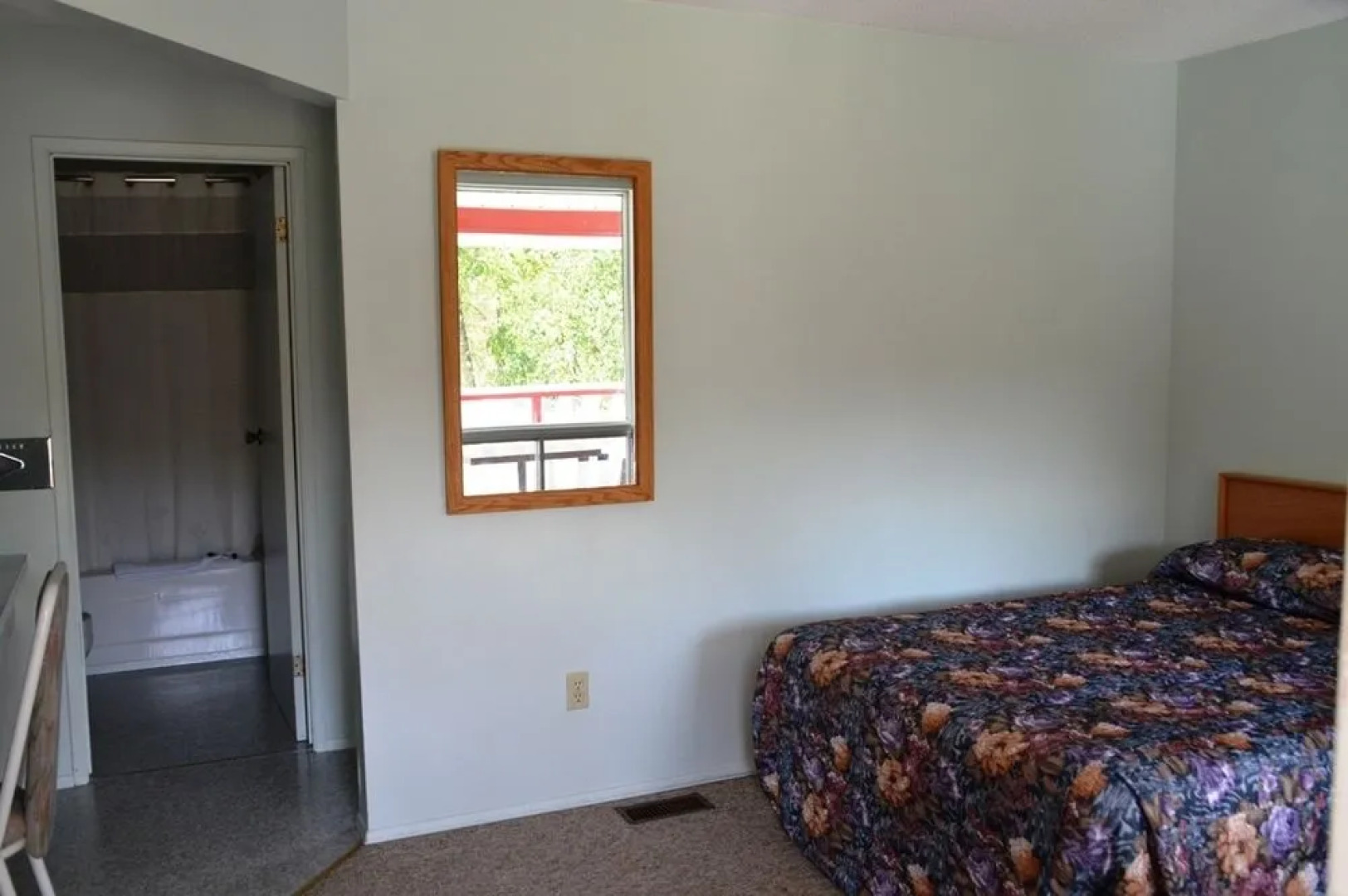 Rivermount Motel Campground and RV Park