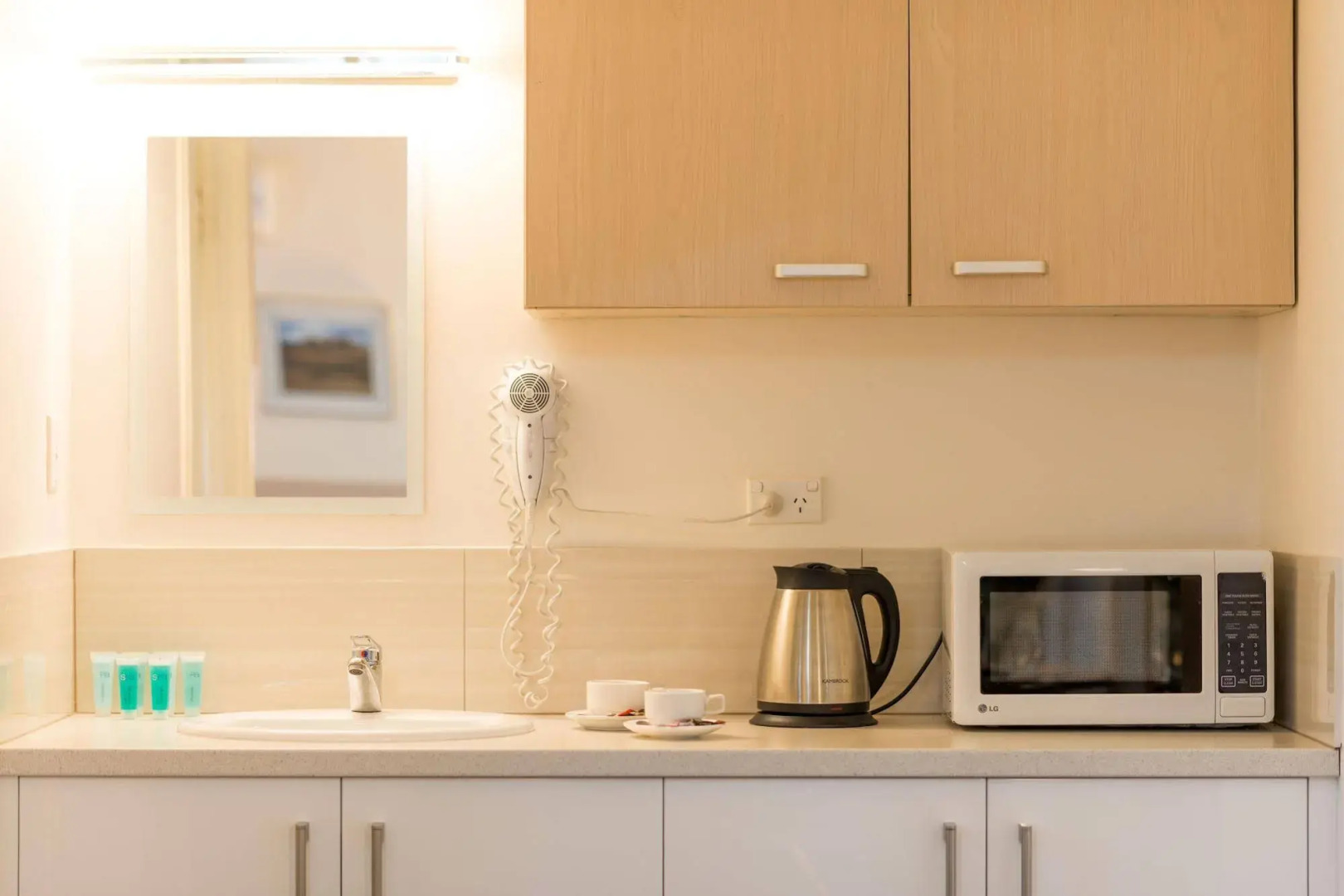 Adelaide Granada Motor Inn