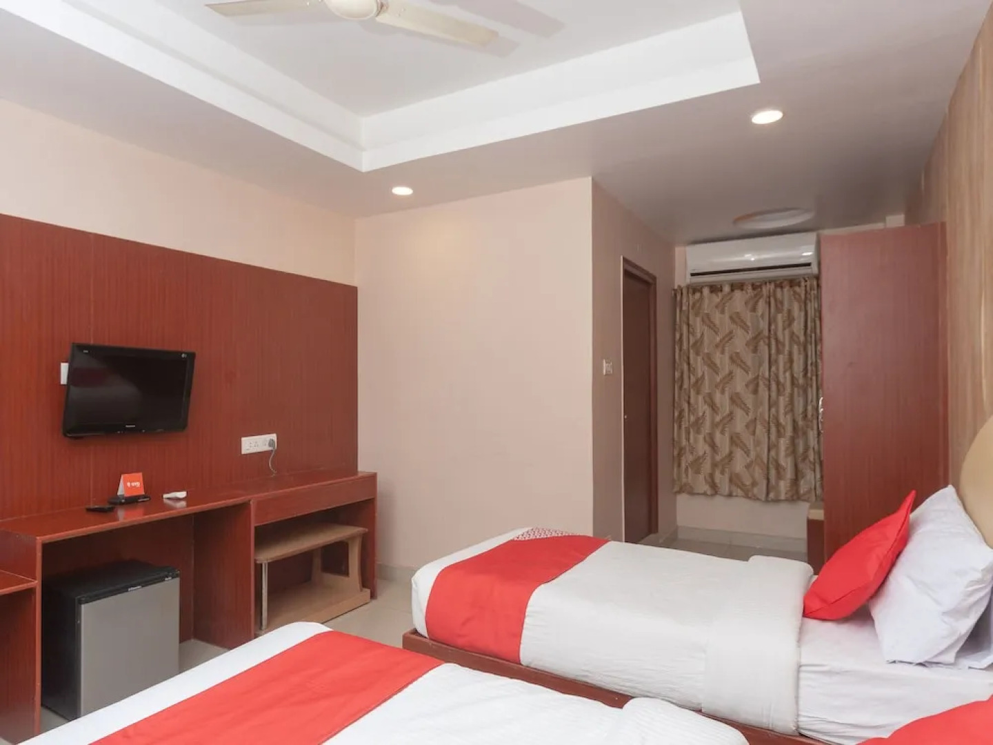 OYO 1843 Hotel PLR Kandy