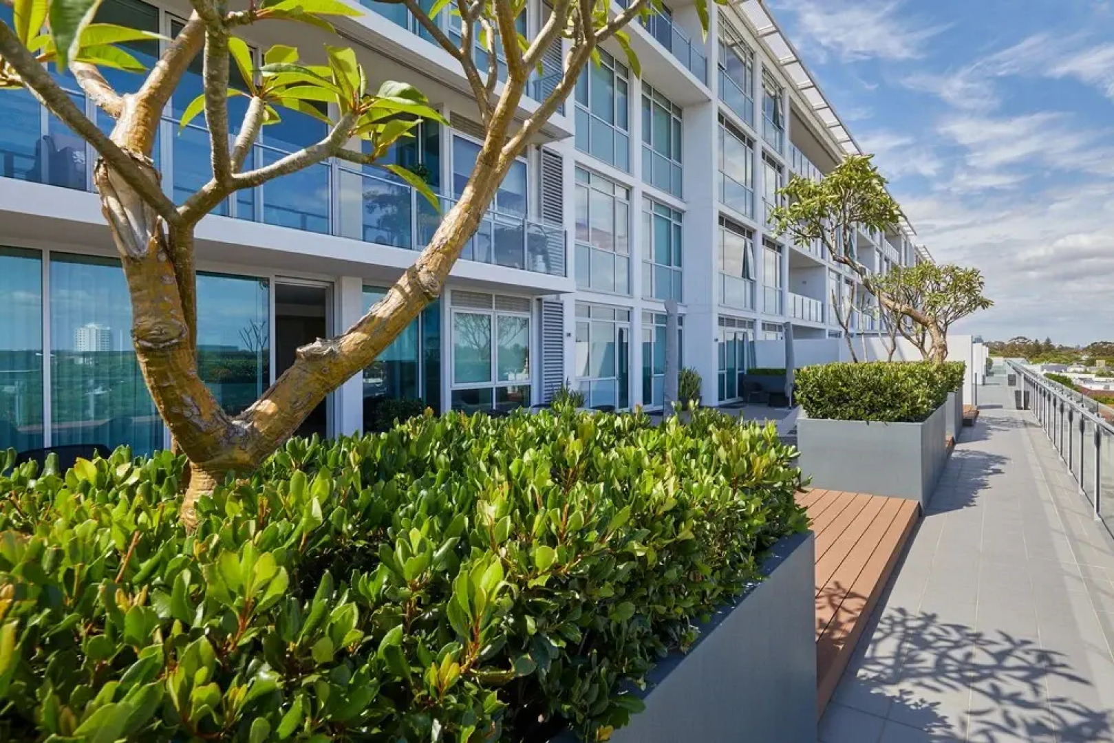 Claremont Quarter Luxury Apartment