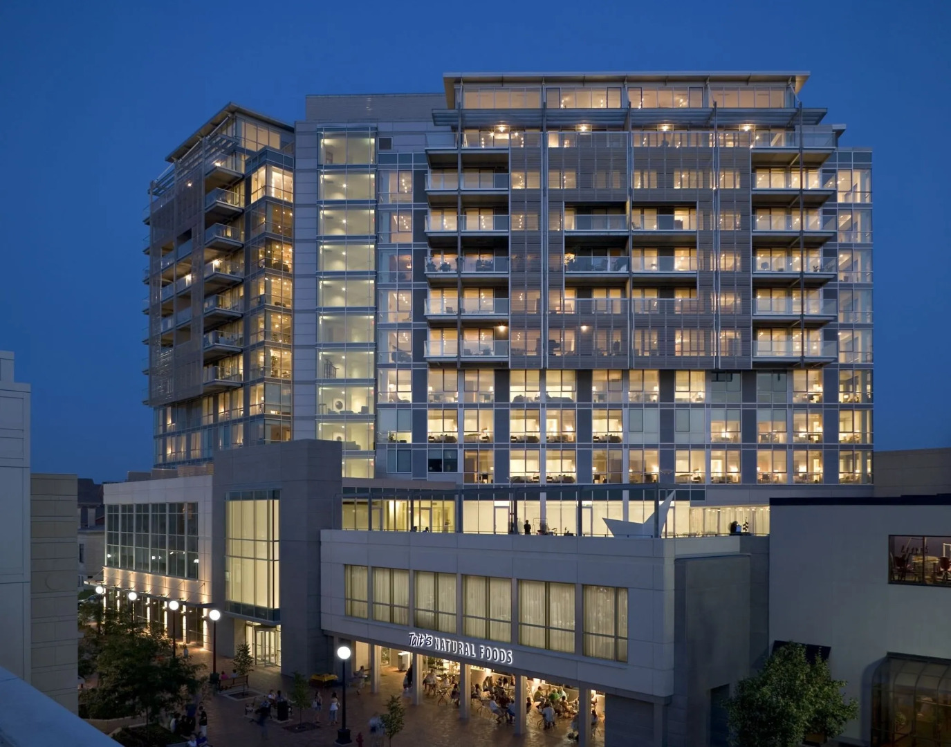 hotelVetro Iowa City, Tapestry Collection by Hilton