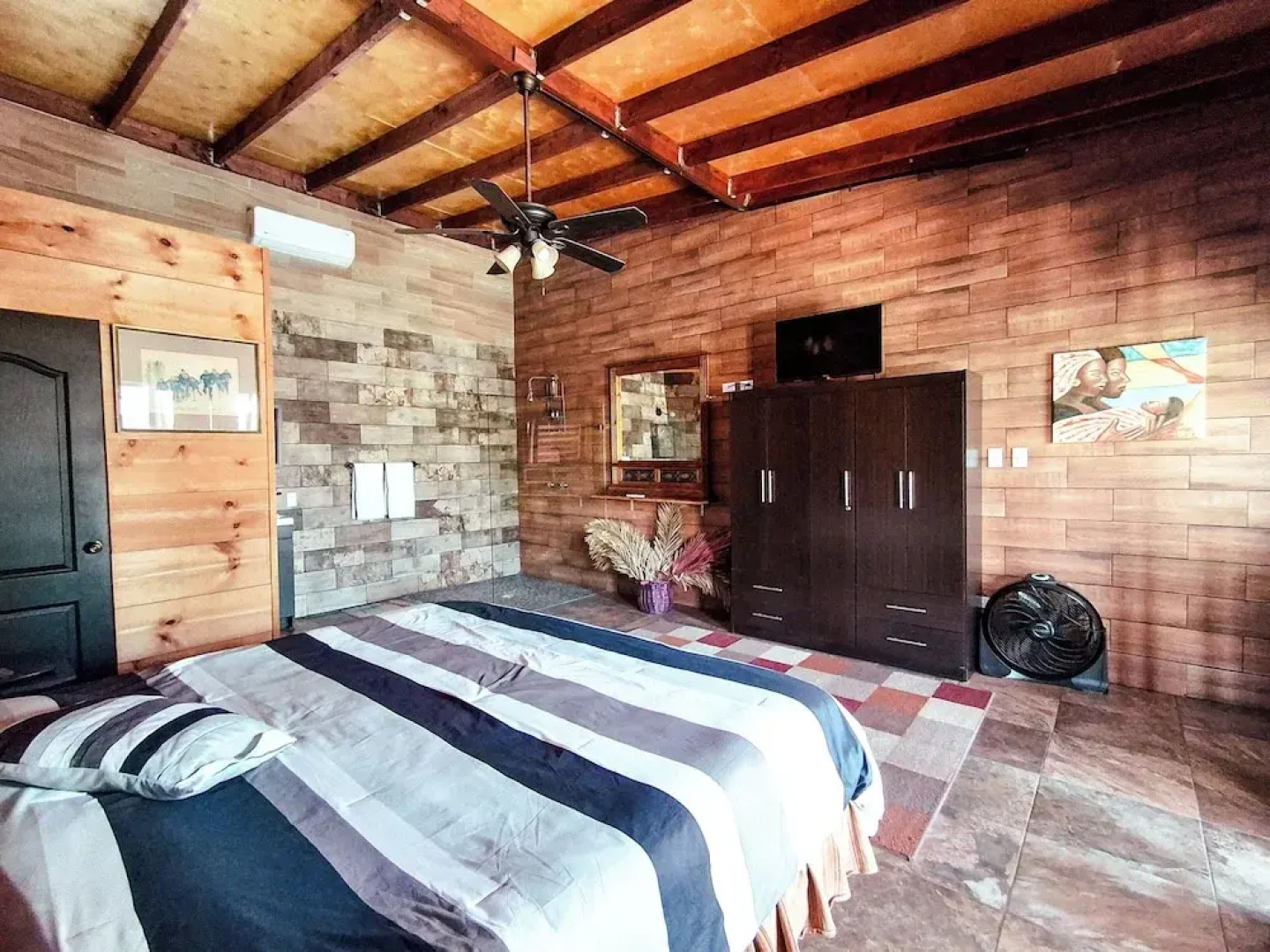 Jimmy & Yudy's place