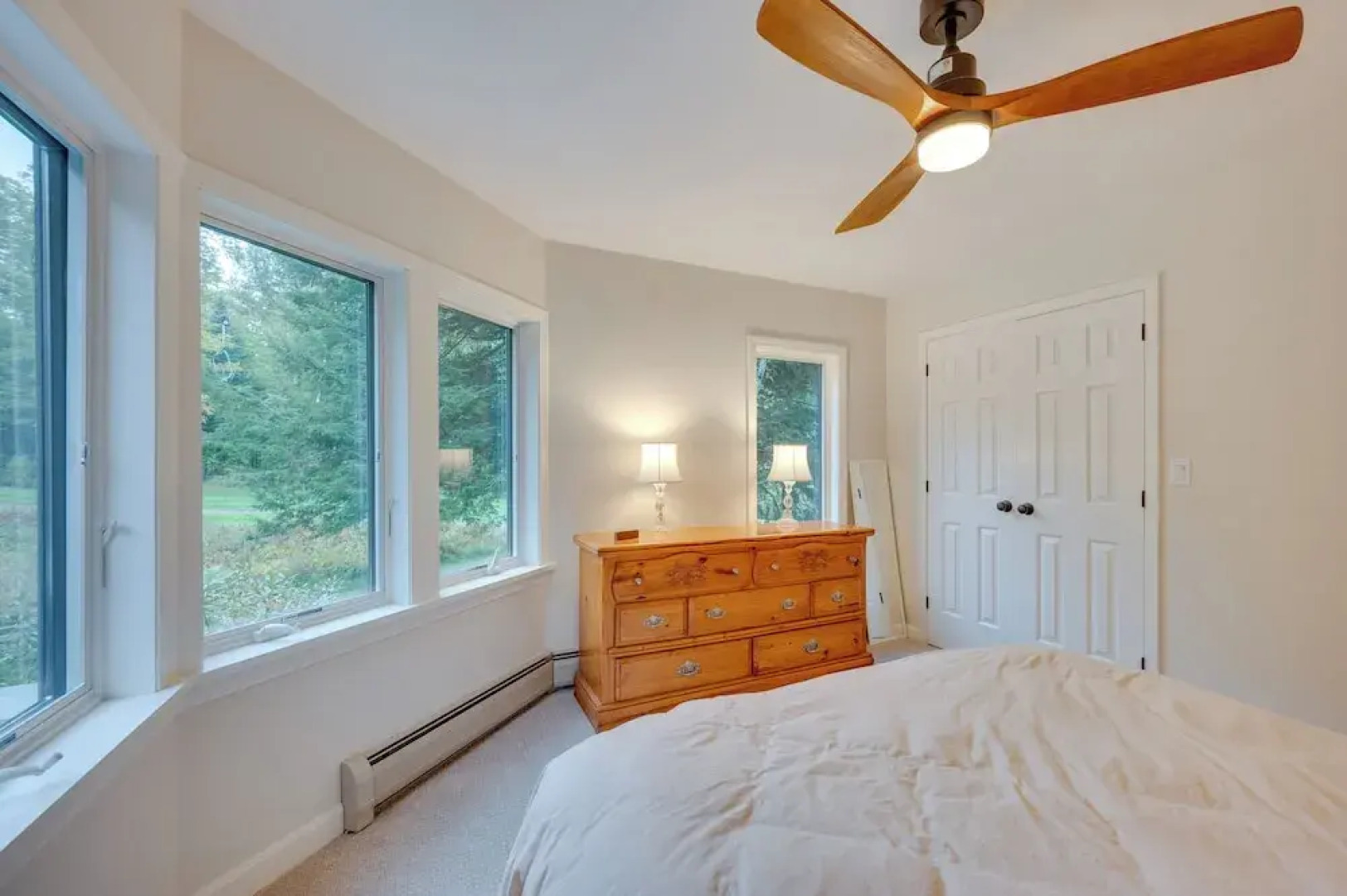 Ski-in Condo w/ Hot Tub on Burke Mtn Slopes!