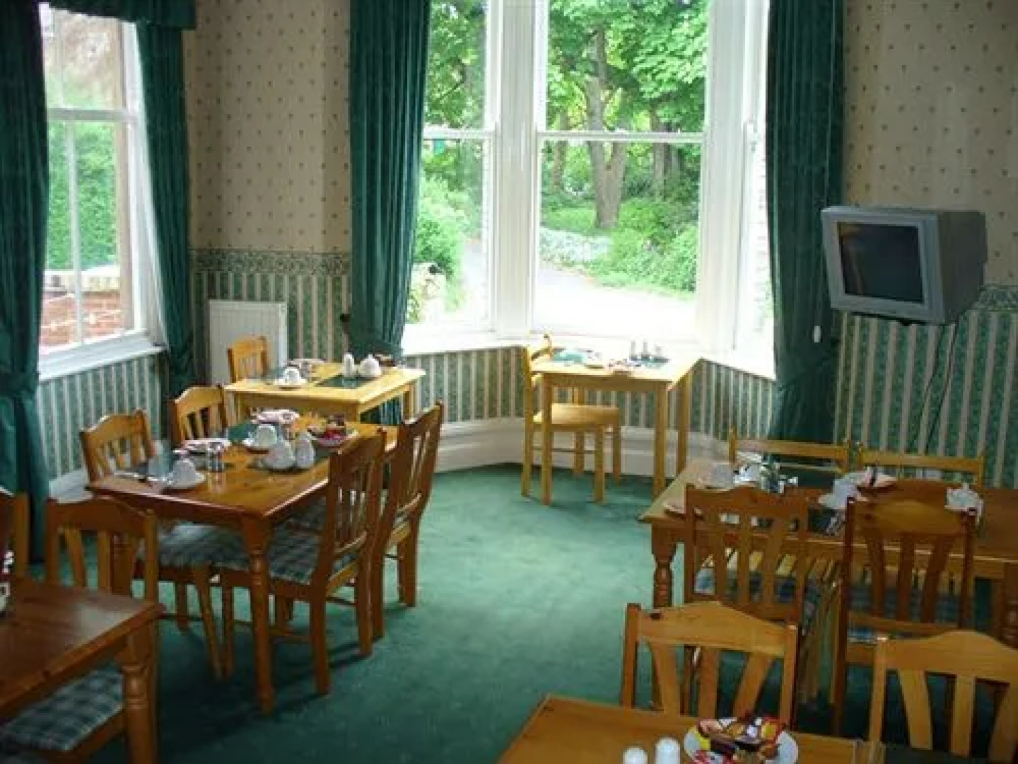 Harewood Lodge Guest house