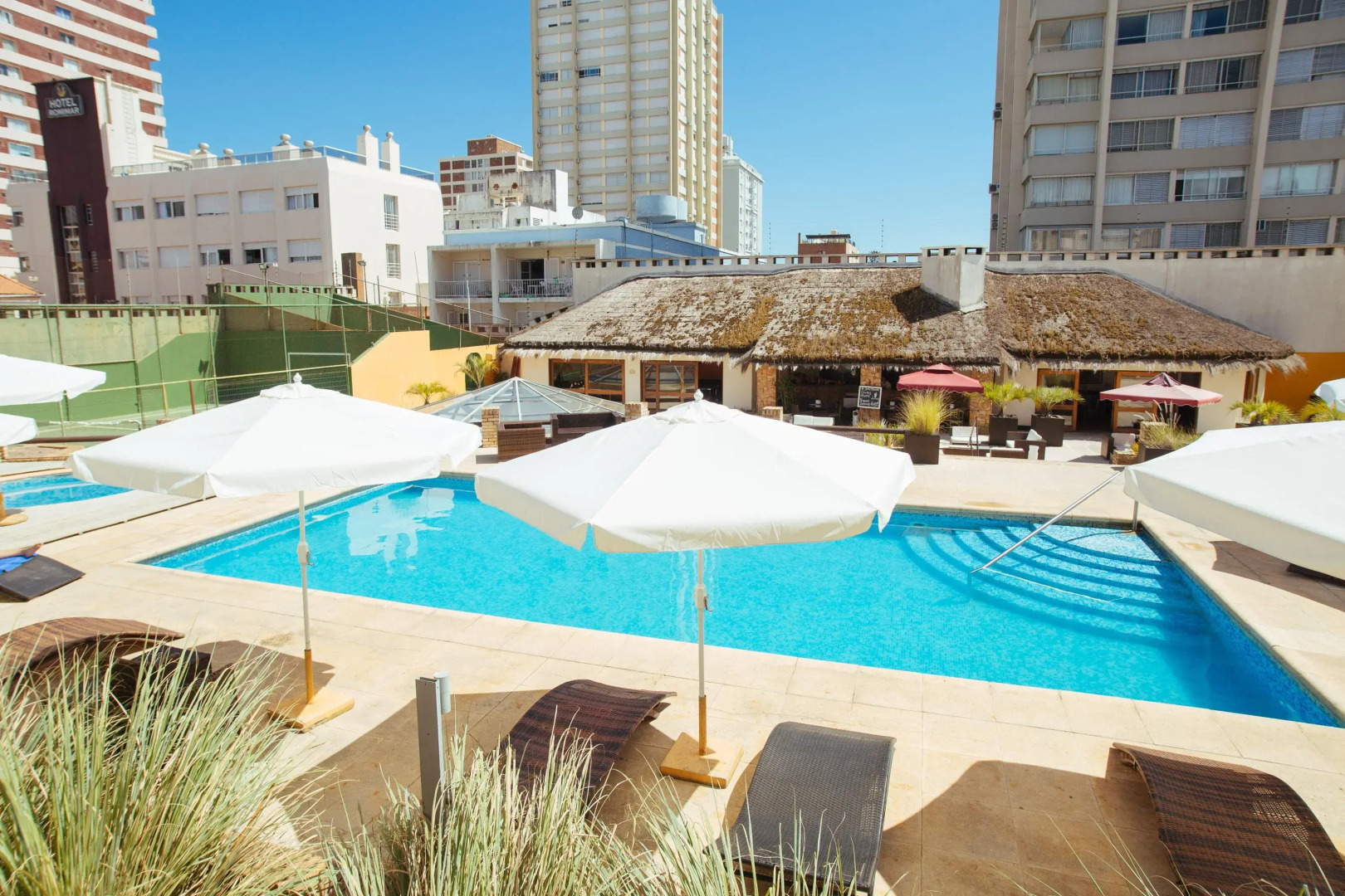 Golden Beach Resort And Spa