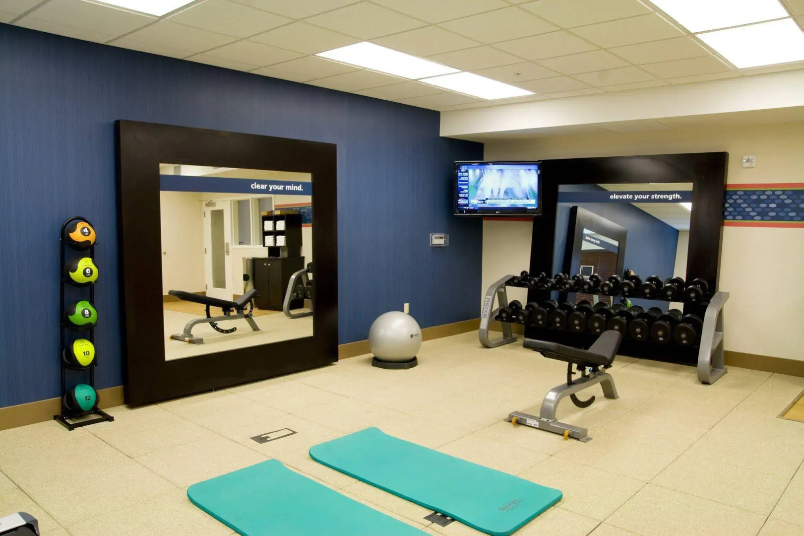 Hampton Inn & Suites Phoenix Chandler-Fashion Center AZ