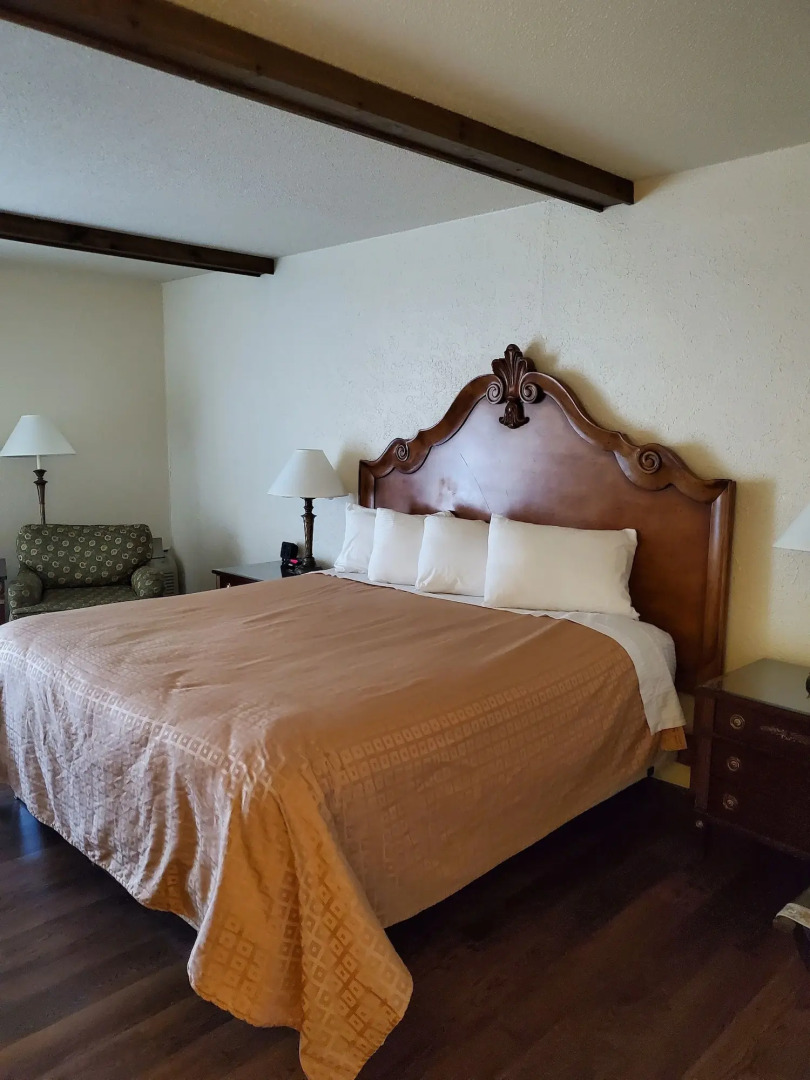 Fireside Inn & Suites Bangor