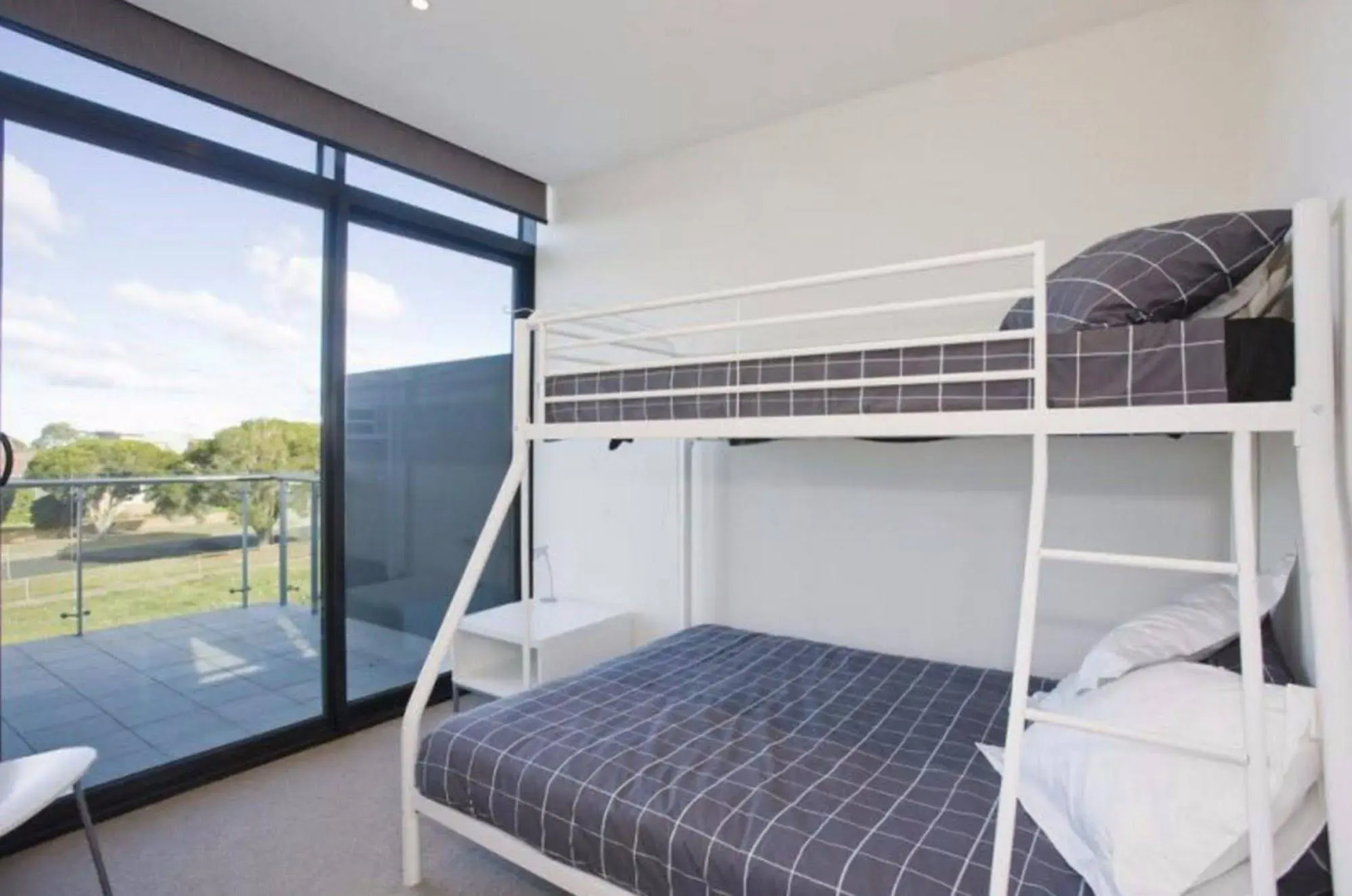 Whitewater Apartments