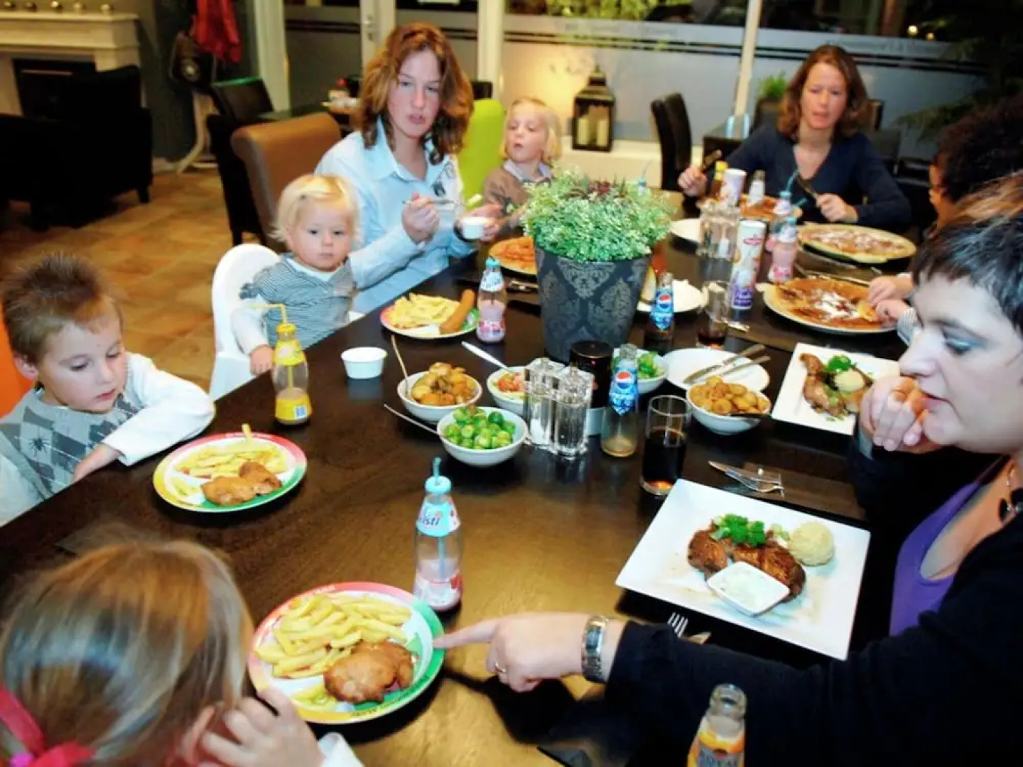 Comfortable Chalet on the Edge of the Forest