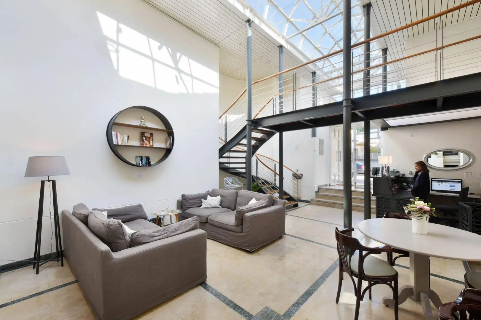 L'HÔTEL by Hostellerie du Château