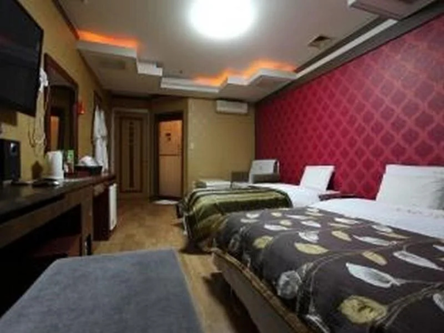 Suwon Yeongtong Stay 25