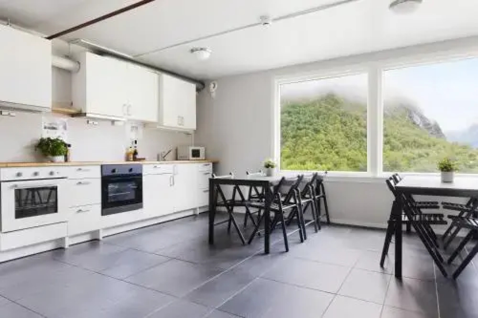 Trolltunga Guesthouse