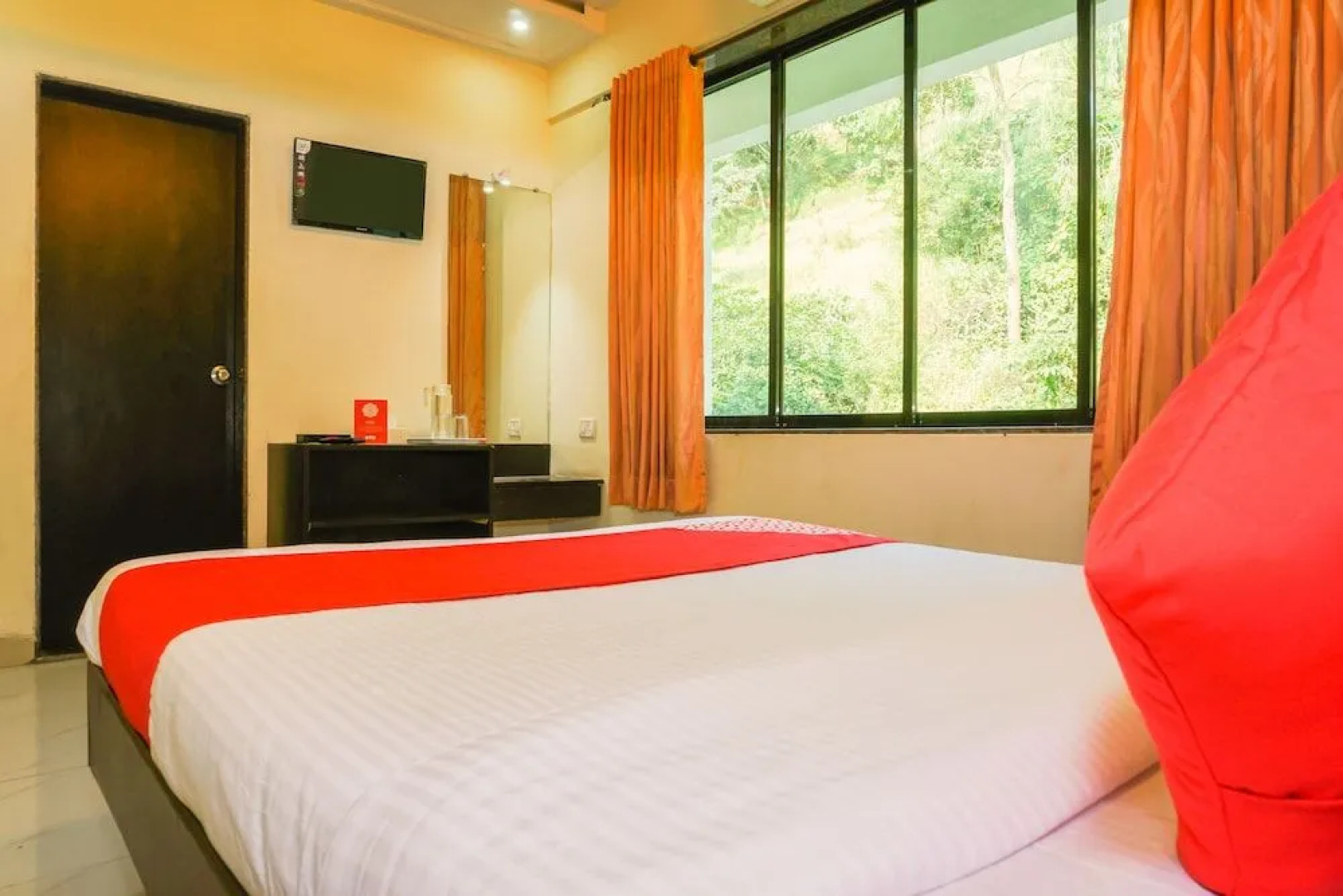 Collection O 22348 Radha Krishna