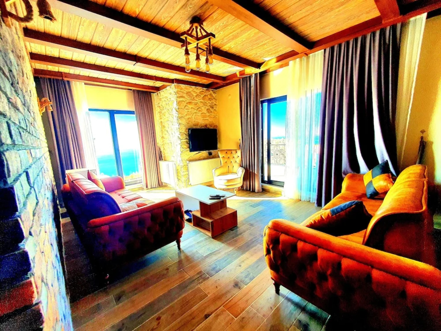 Yeşilsu taş konağı