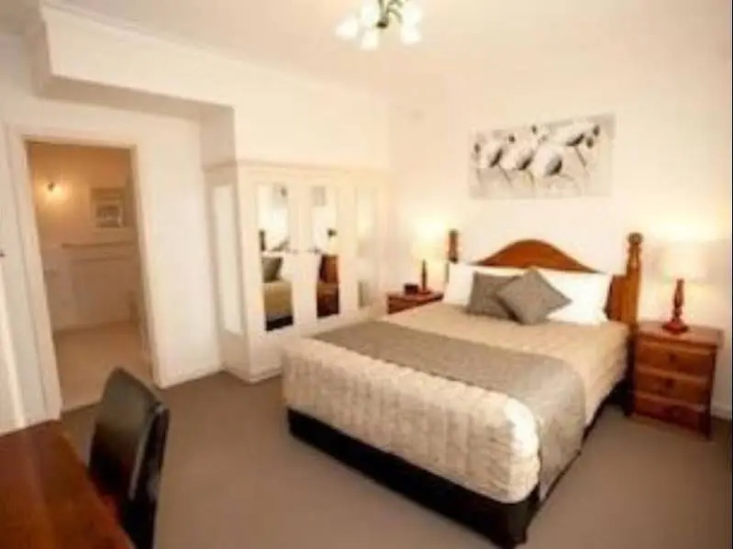 Connells Motel & Serviced Apartments