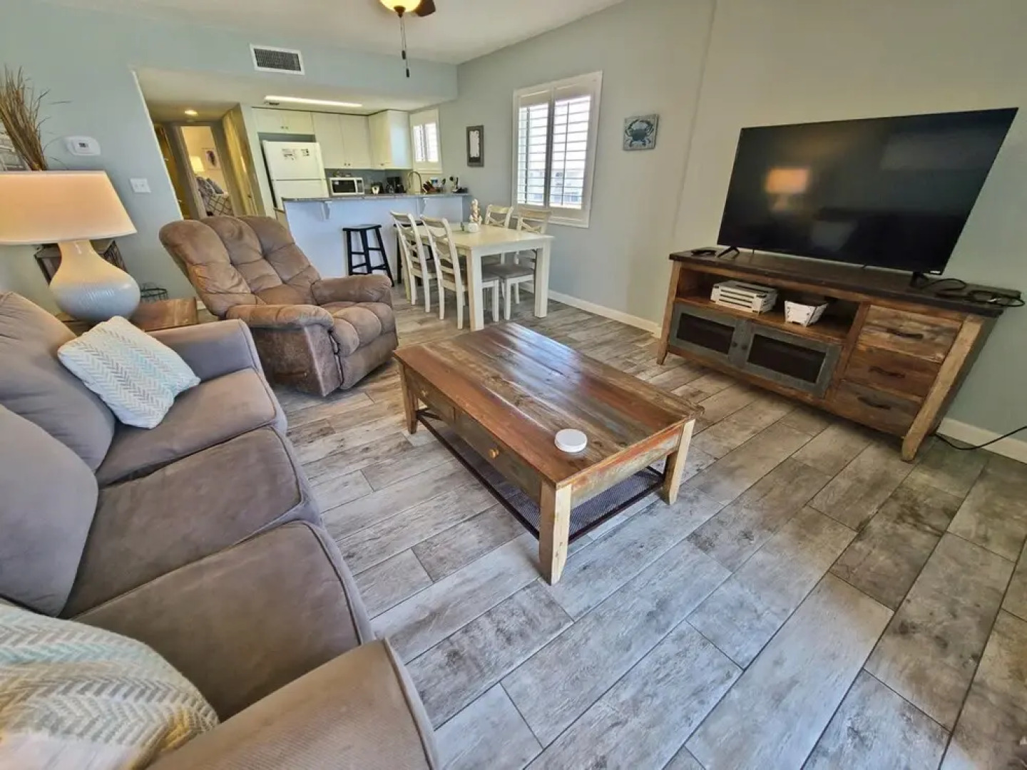 Westwind by Youngs Suncoast