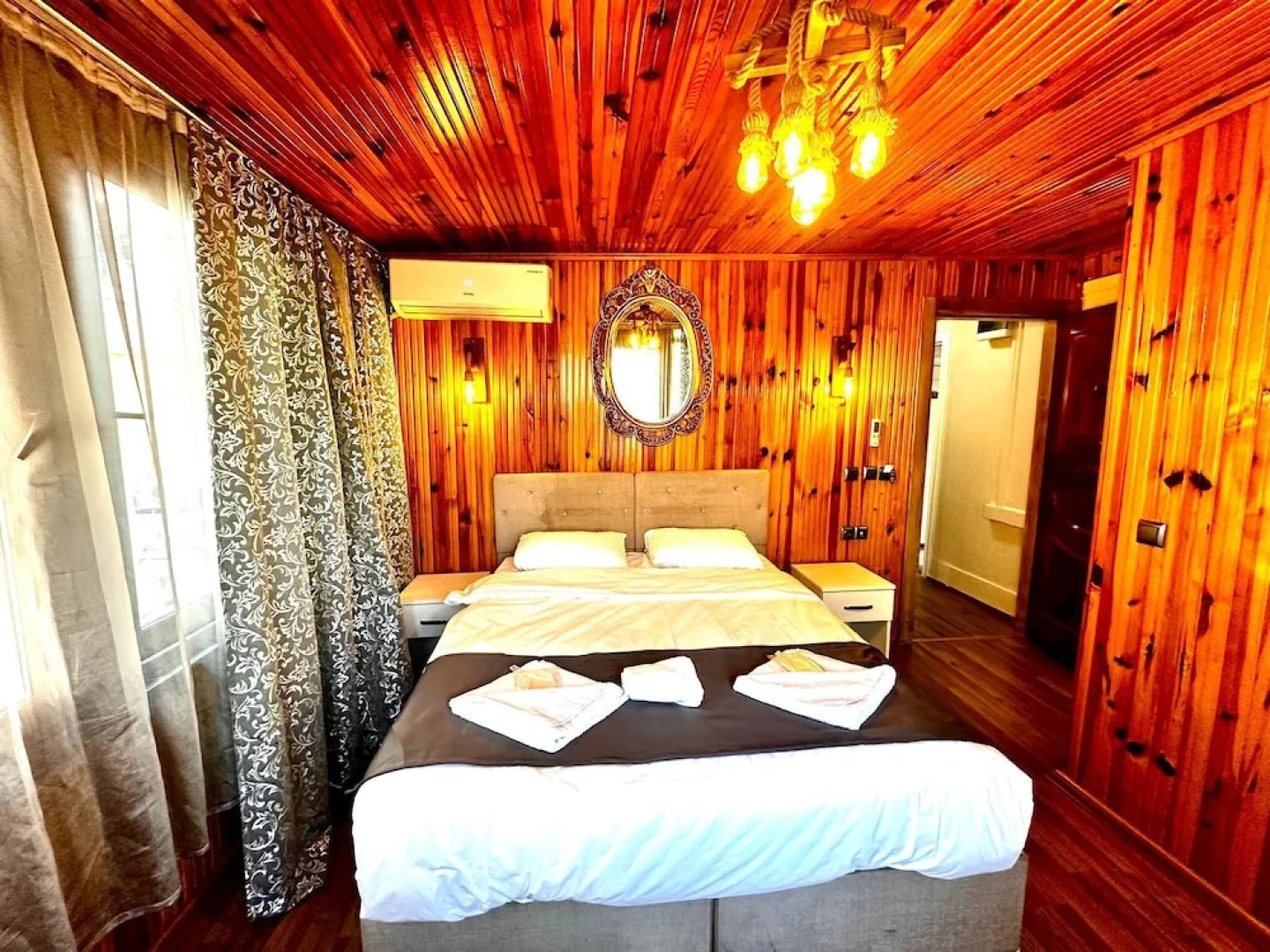 Taksim Palace İstanbul Hotel