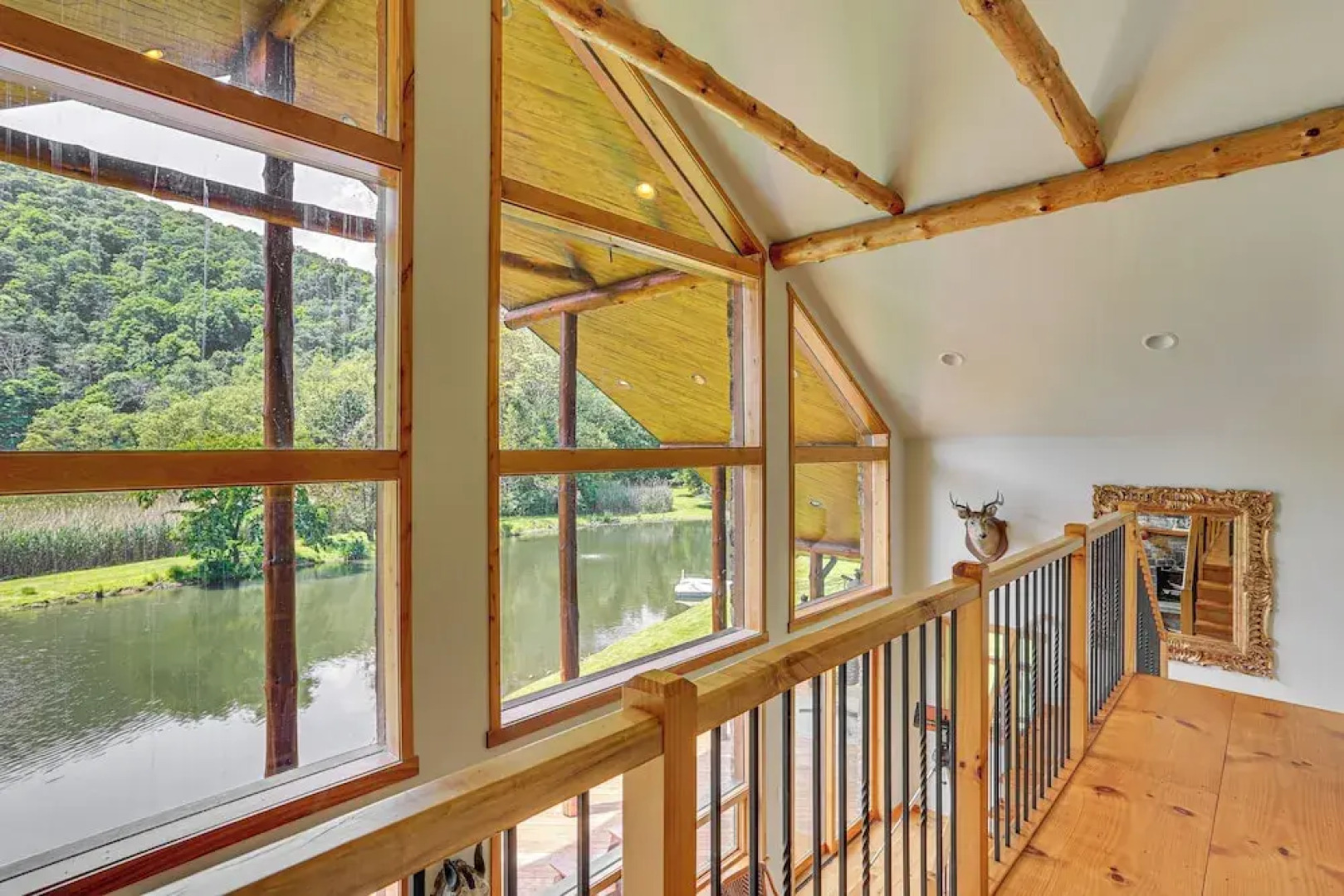 Secluded Cabin w/ Boats < 6 Mi to Jenny Jump!