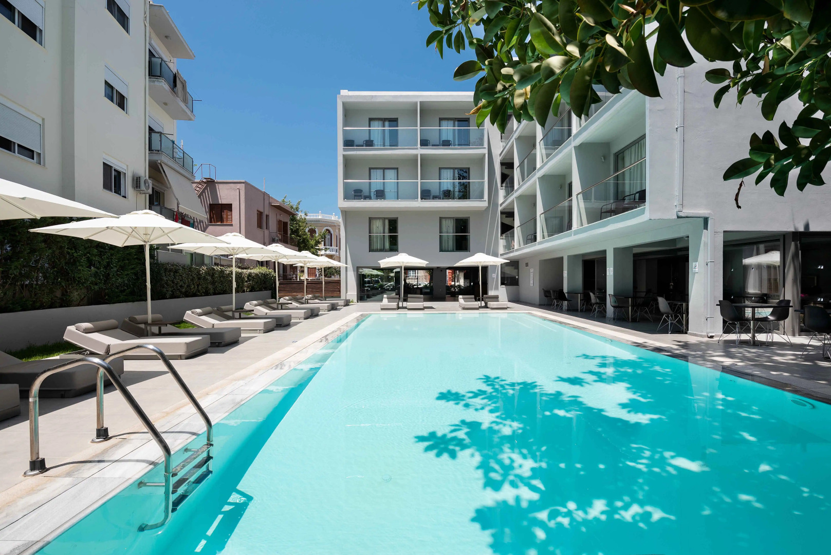 Oktober Downtown Boutique Hotel