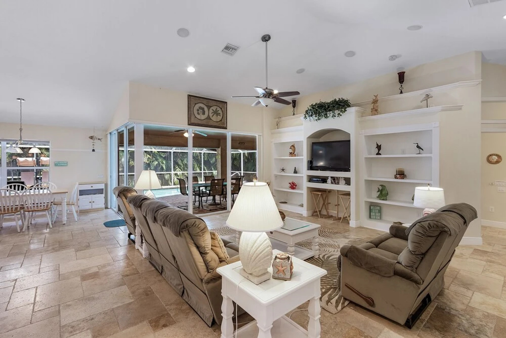 Villa Spain - Family Oasis in the Most Sought Area of Cape Coral