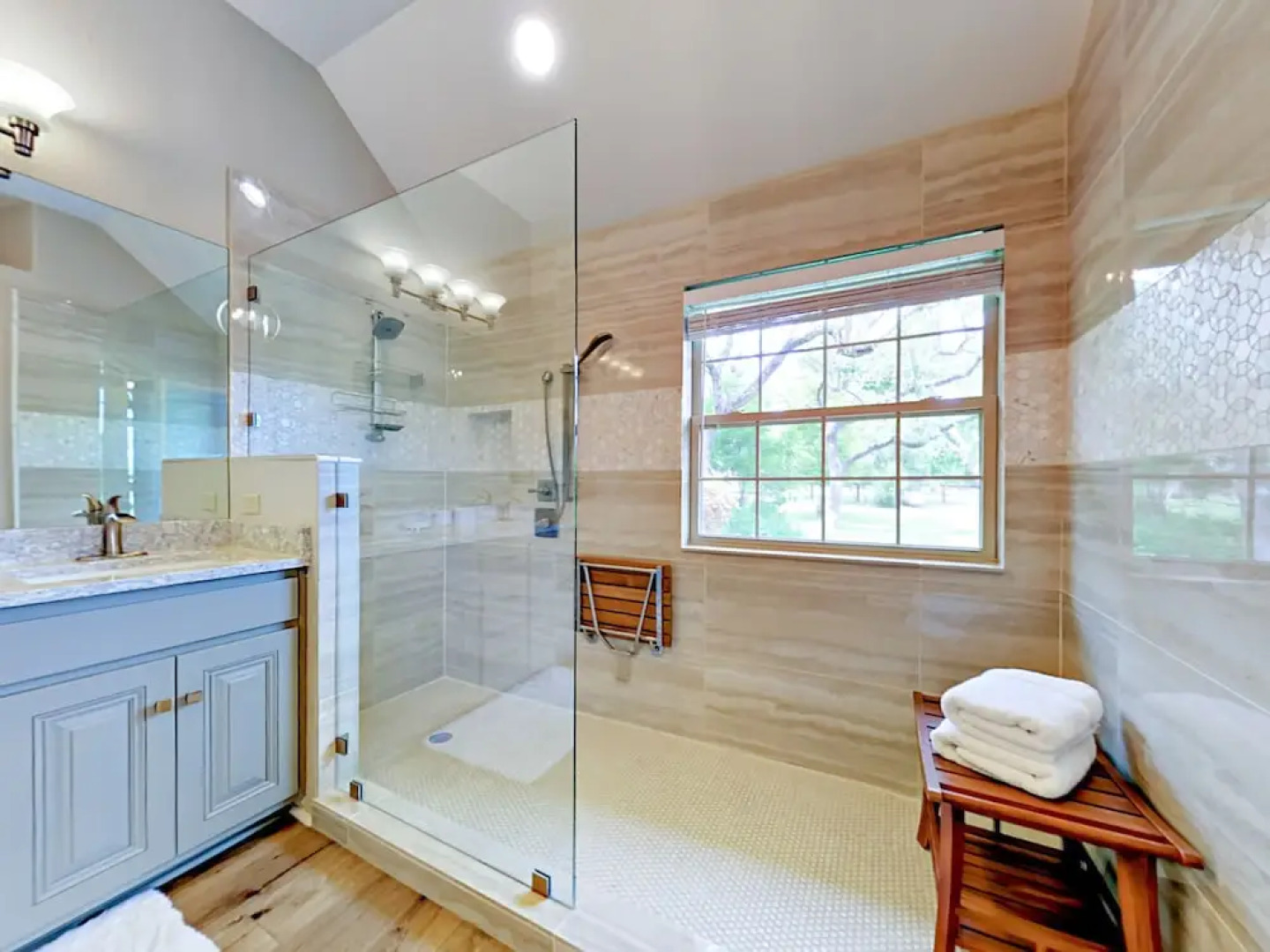 Dripping Springs Home 4 Bedrooms 2 Bathrooms Home