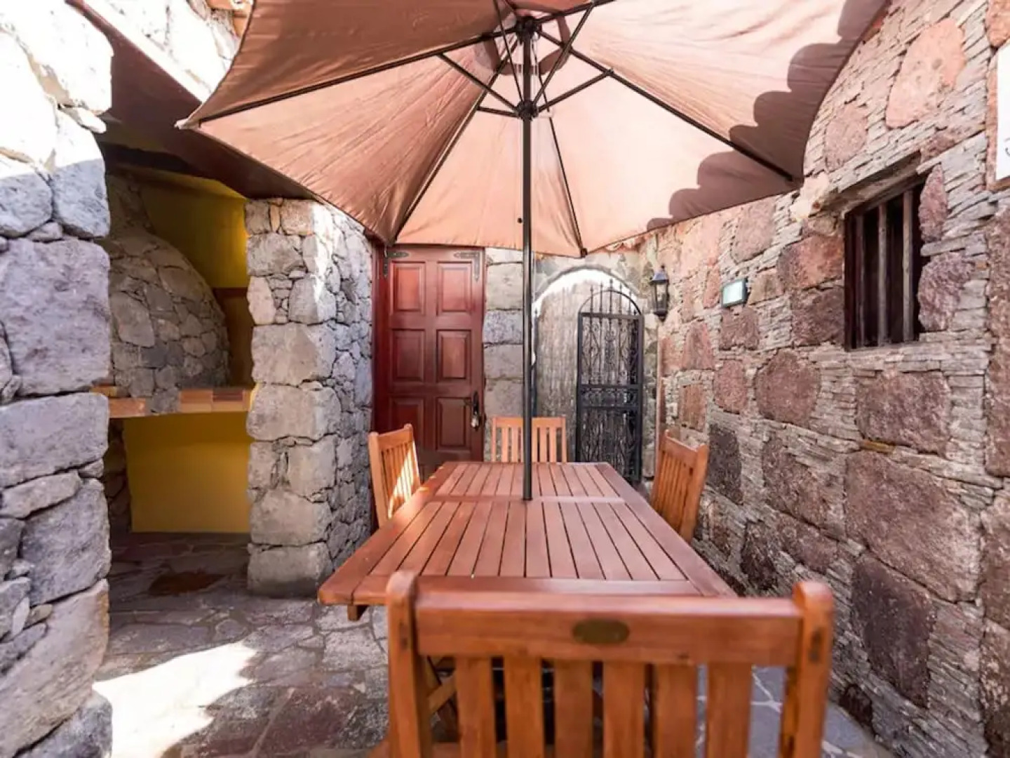 Casa La Solana de M. Velazquez