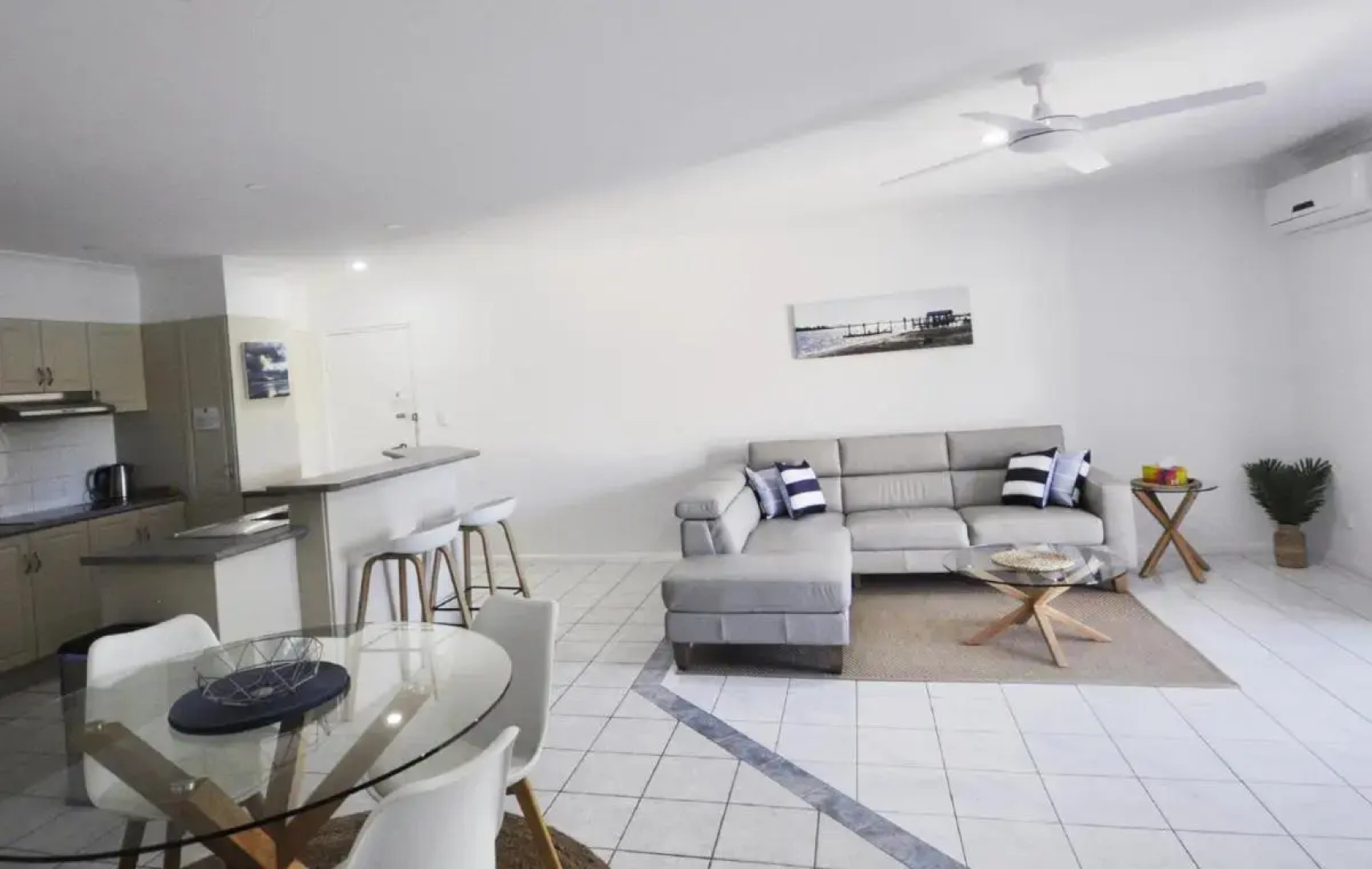 Bellissimo - 2 Bedroom apartment in the Sylvan Beach Resort!