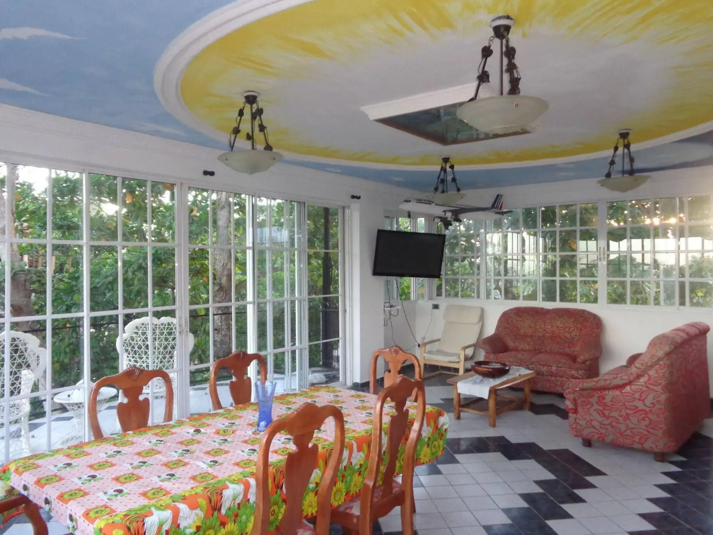 RIG Hostel Boca Chica Back Packer