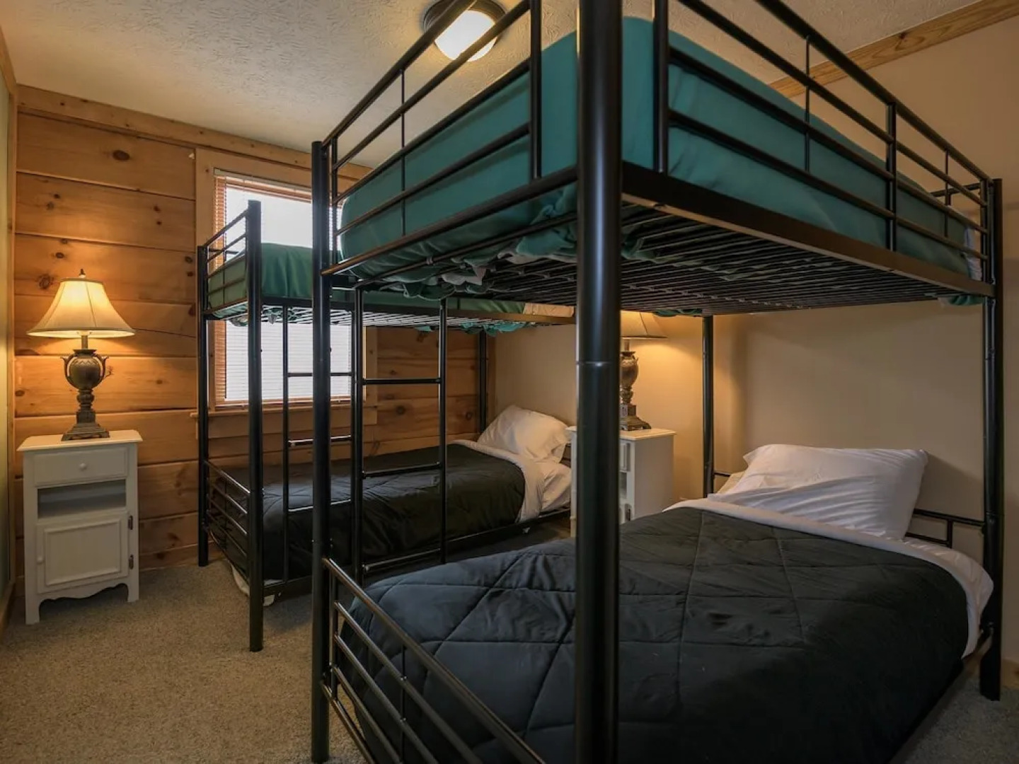 4 Br: Loggers Run 14