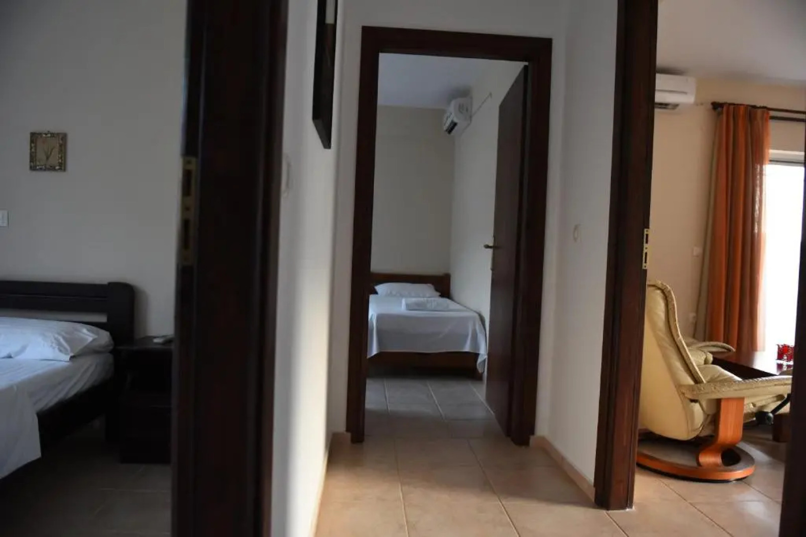 Antonis Studios & Apartments