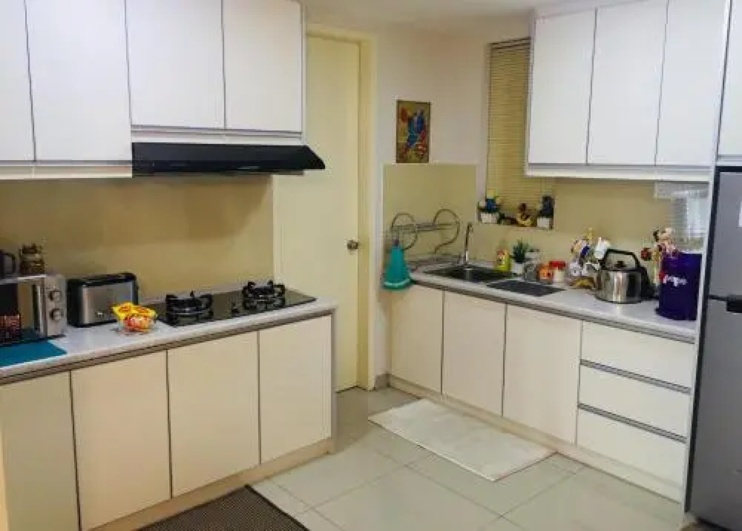 Skyview Univ360 Place Facing Mines Lake