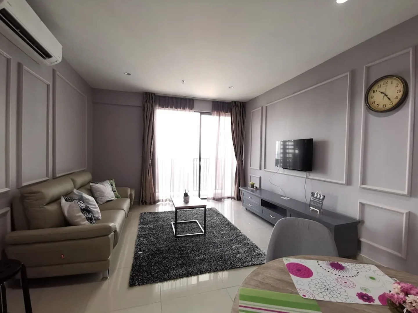 I-City, I-SoHo by HostAssist