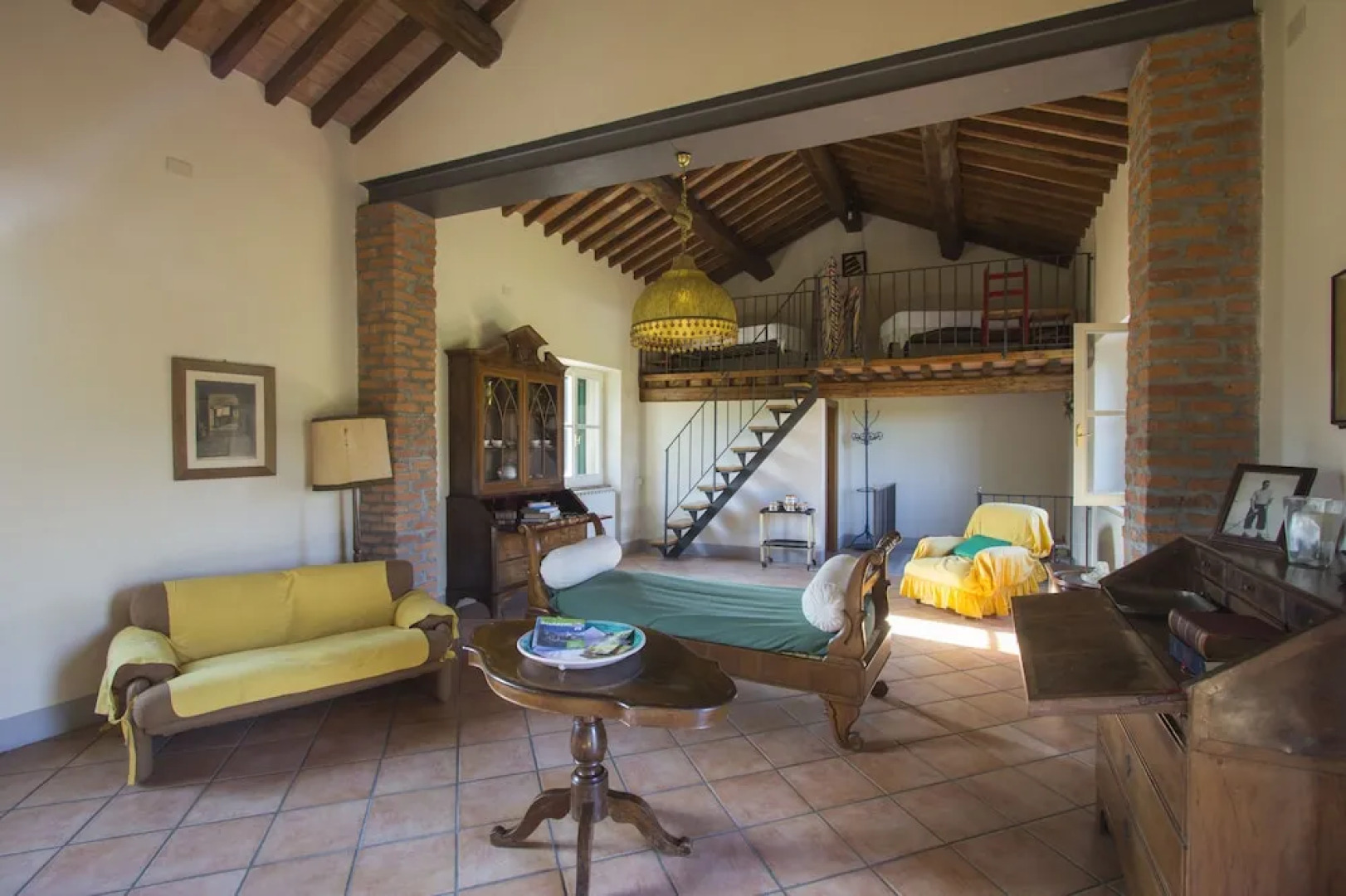 Coriana Apartments & Villas