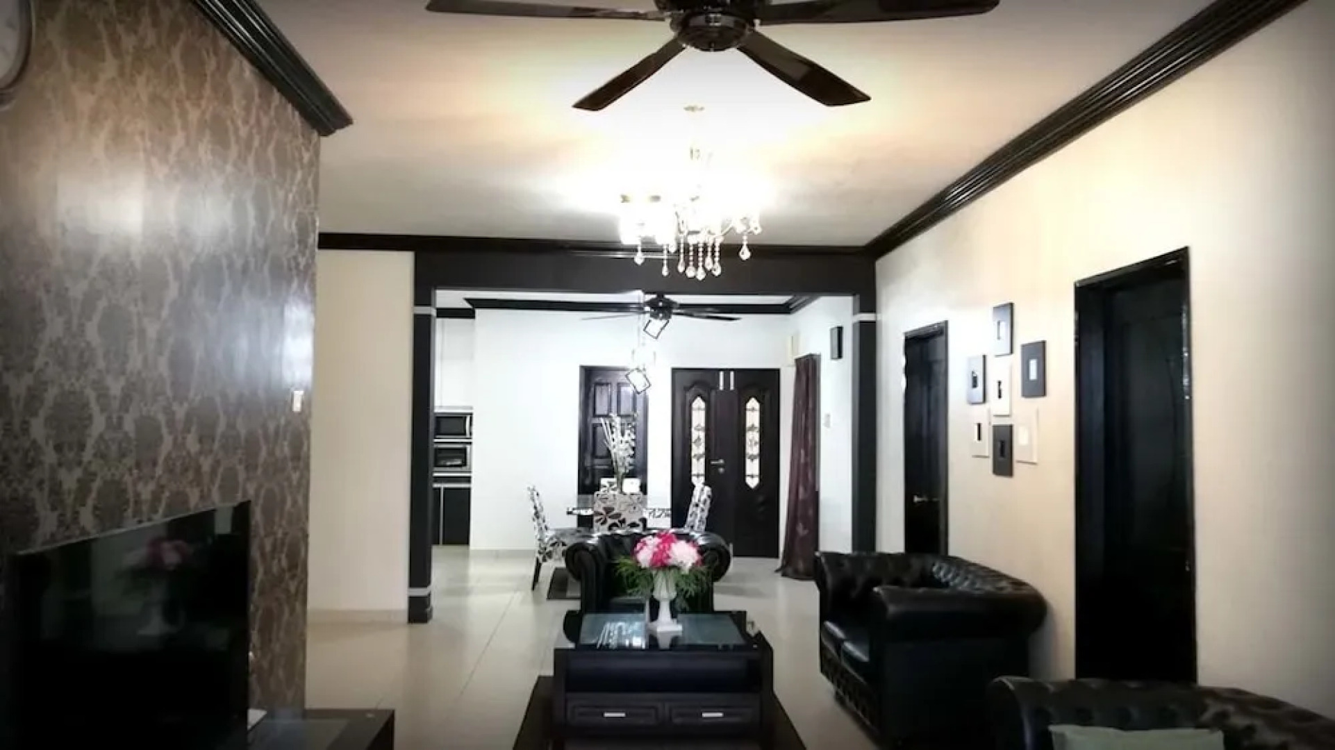 Ilirplace Pelangi Mall Homestay