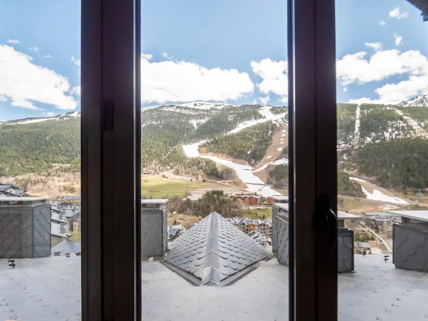 El Tarter Apartments