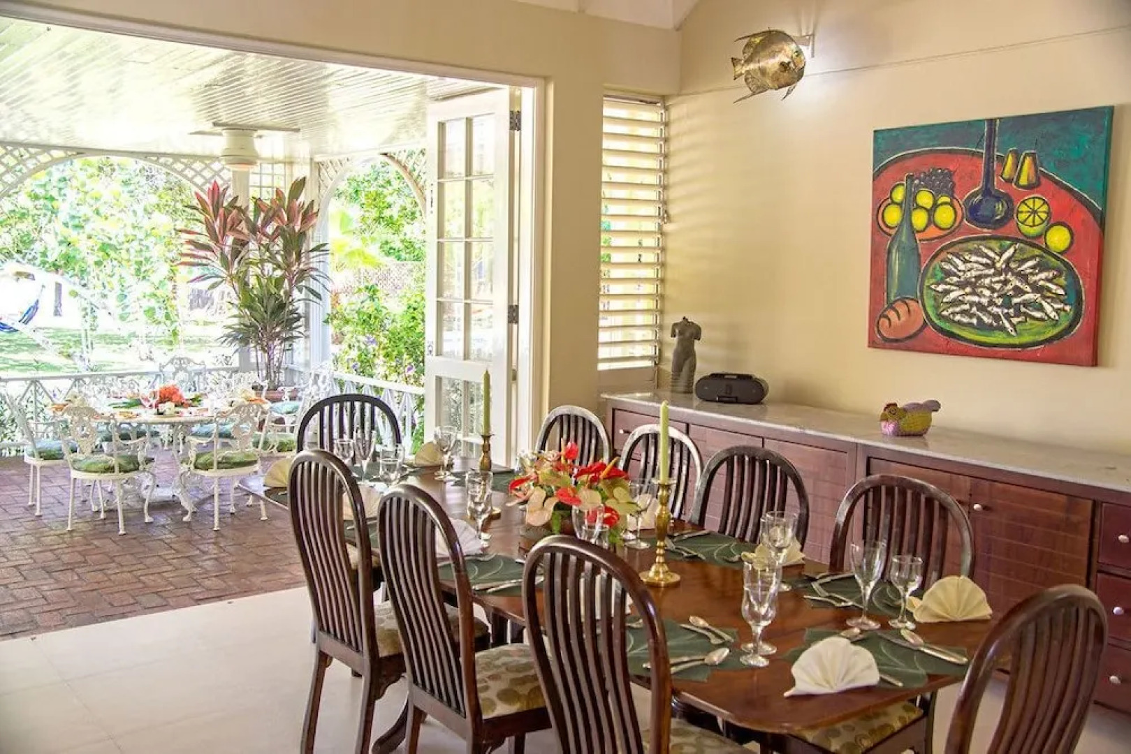 Seagrapes 5br by Jamaican Treasures