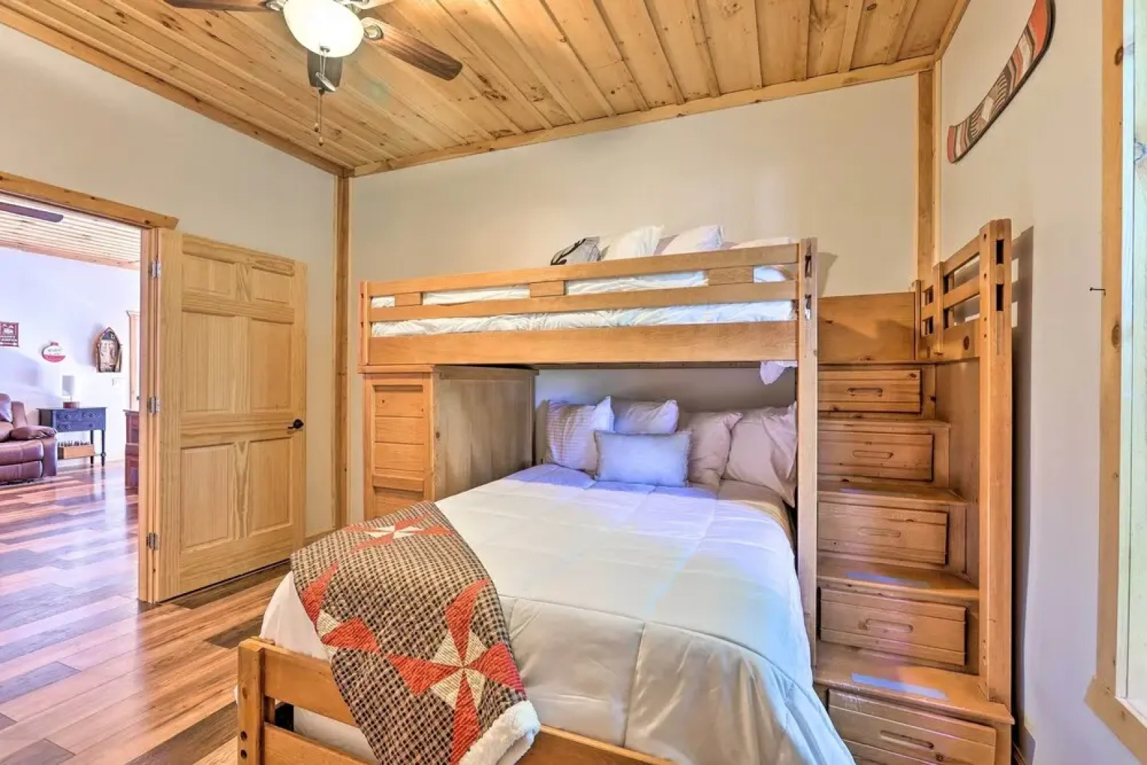 Sun-dappled Cadillac Gem w/ Kayaks & Grill!